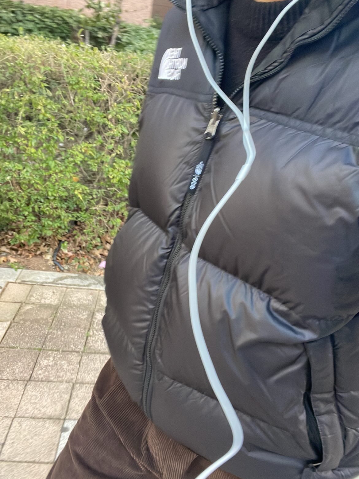 The North Face 1996 Eco Nuptse Jacket Black 착용 스타일
