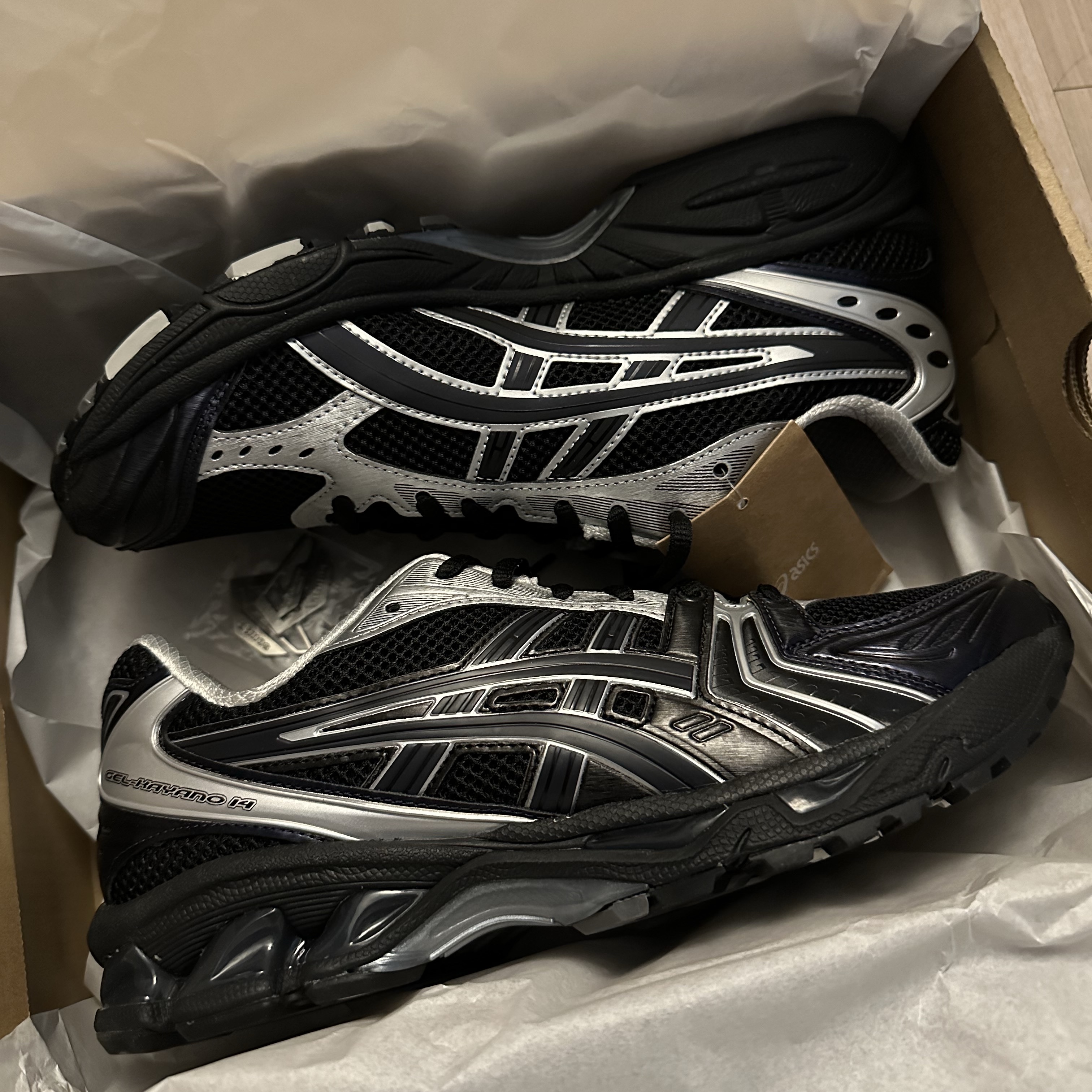 Asics x Atmos x Undermycar Gel-Kayano 14 Black Pure Silver 착용 스타일