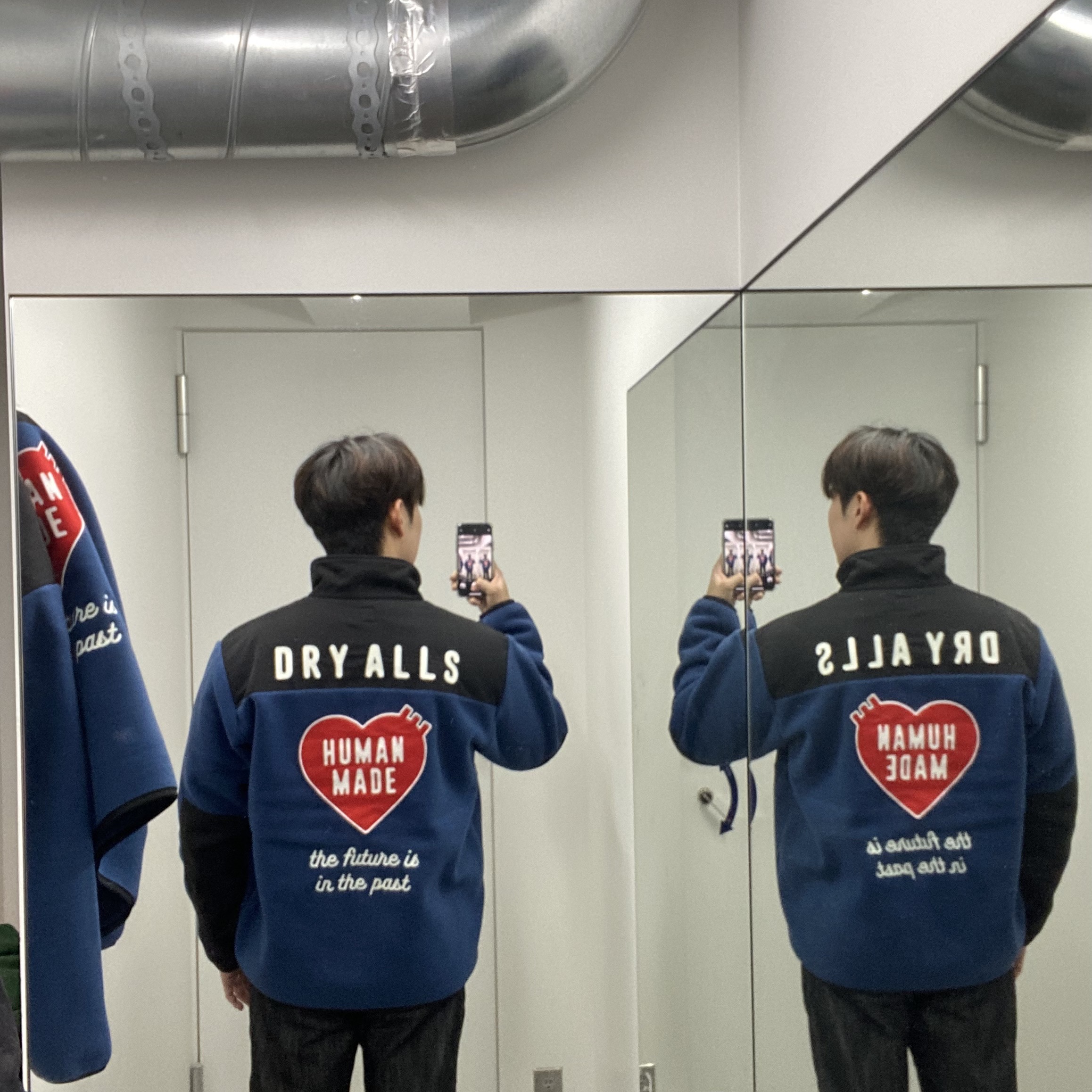 Human Made Fleece Half-Zip Jacket Navy 착용 스타일
