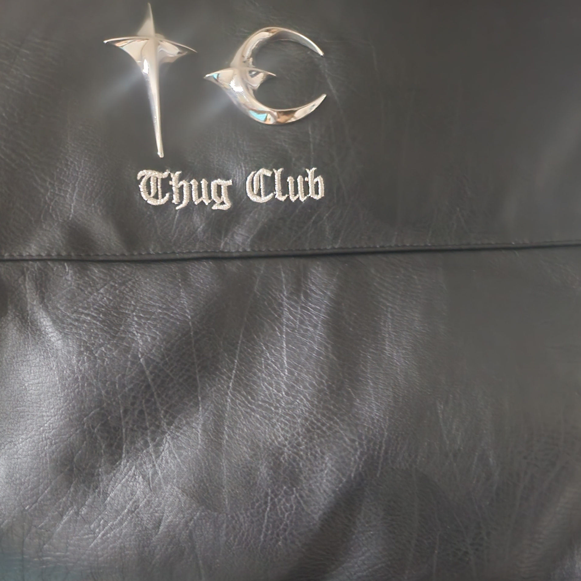 Thug Club Leather Puffer Jacket Black (Polyester) 착용 스타일