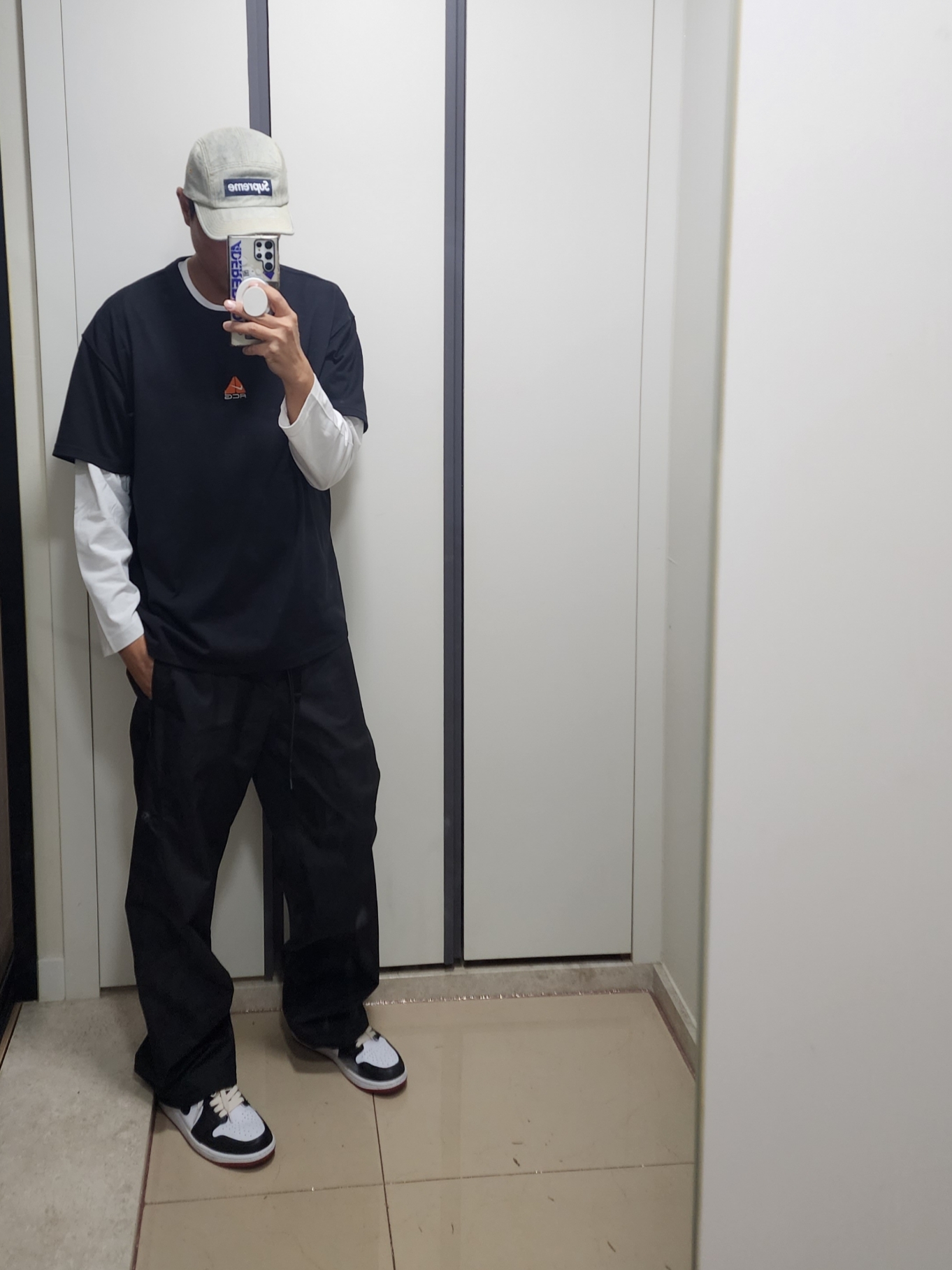 Supreme Denim Camp Cap Dirty Indigo - 23SS, Nike ACG LBR Lungs T-Shirt Black - Asia 착용 스타일 - 2