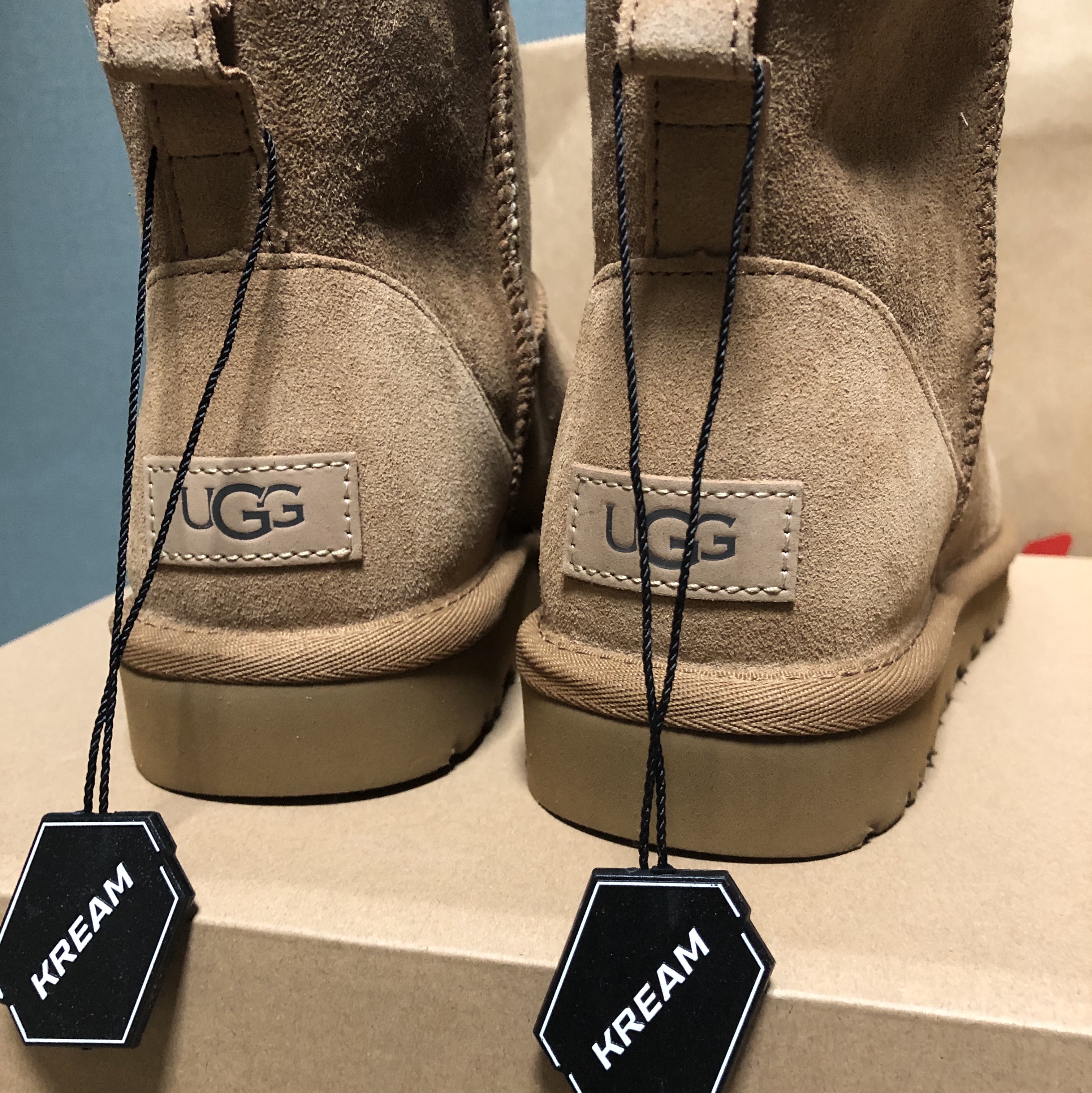 (W) UGG Classic Mini II Boots Chestnut 착용 스타일