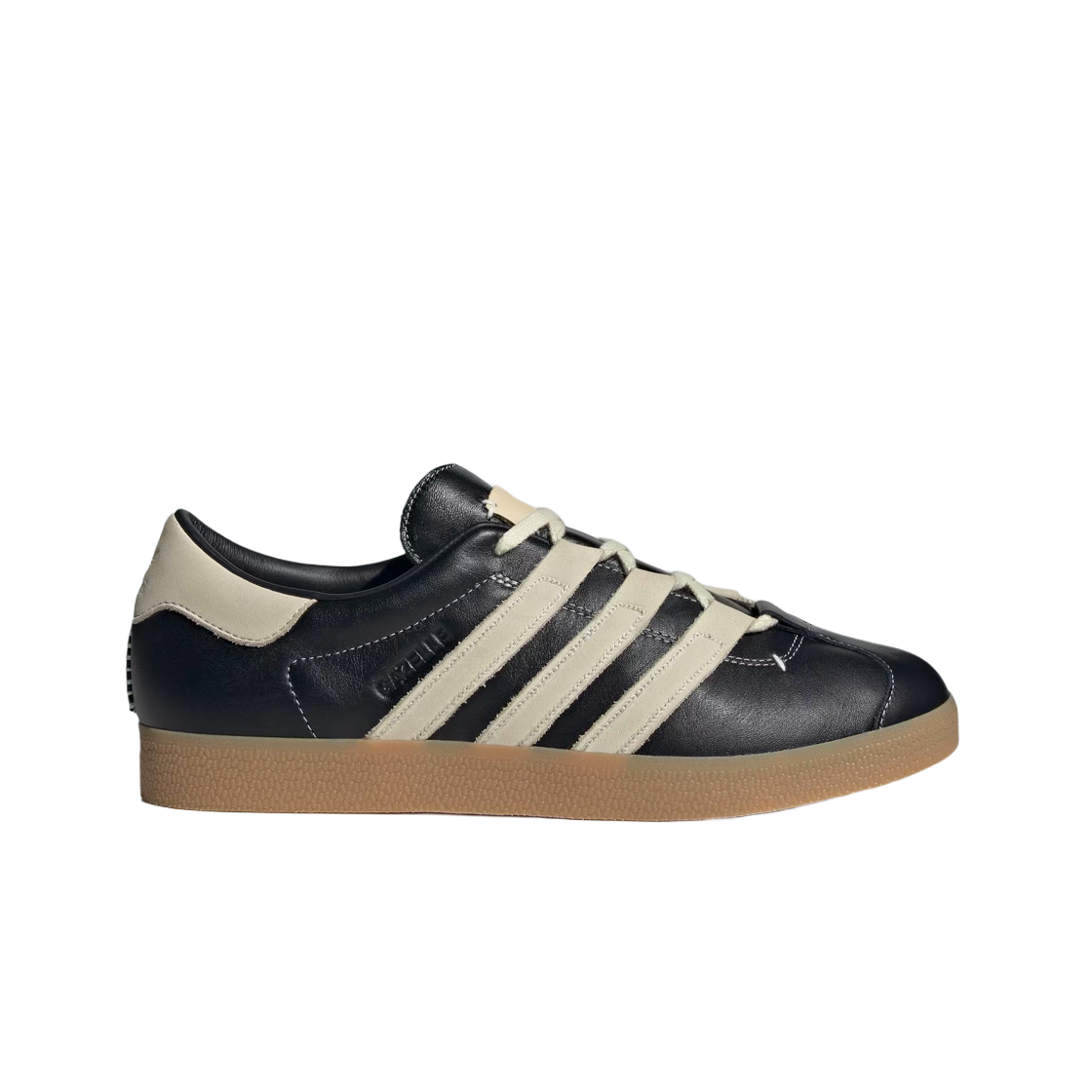 아디다스 x 풋 인더스트리 가젤 코어 블랙 크림 화이트