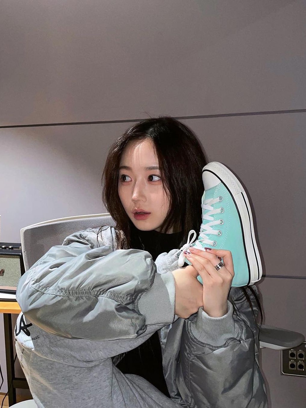 Converse Chuck 70 Hi Black, Converse Chuck 70 High Rush Blue 착용 스타일 - 5