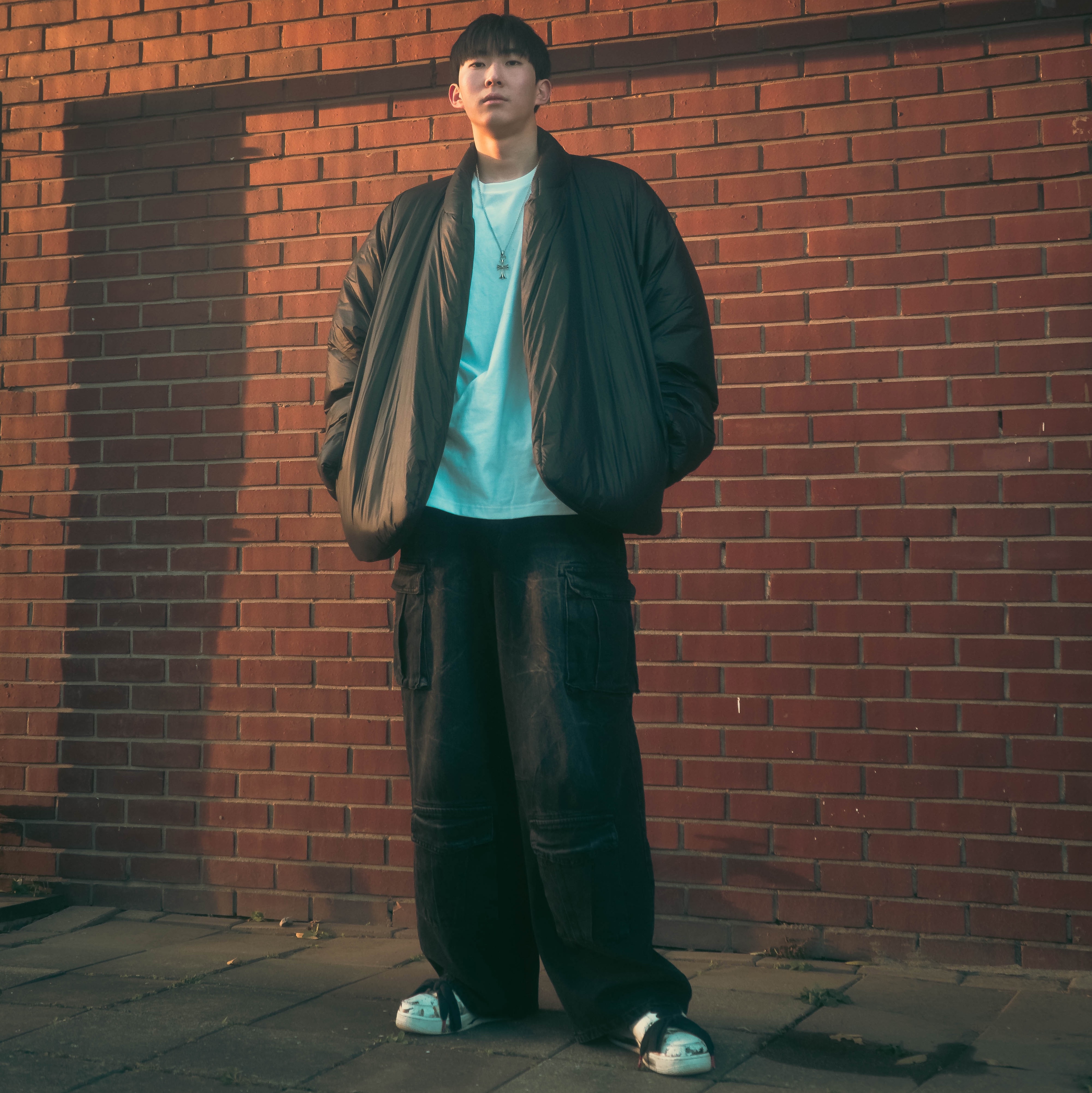 Yeezy Gap Engineered By Balenciaga Round Jacket 2 Black, Nike x Peaceminusone Air Force 1 Low Para-Noise 2.0 착용 스타일 - 1