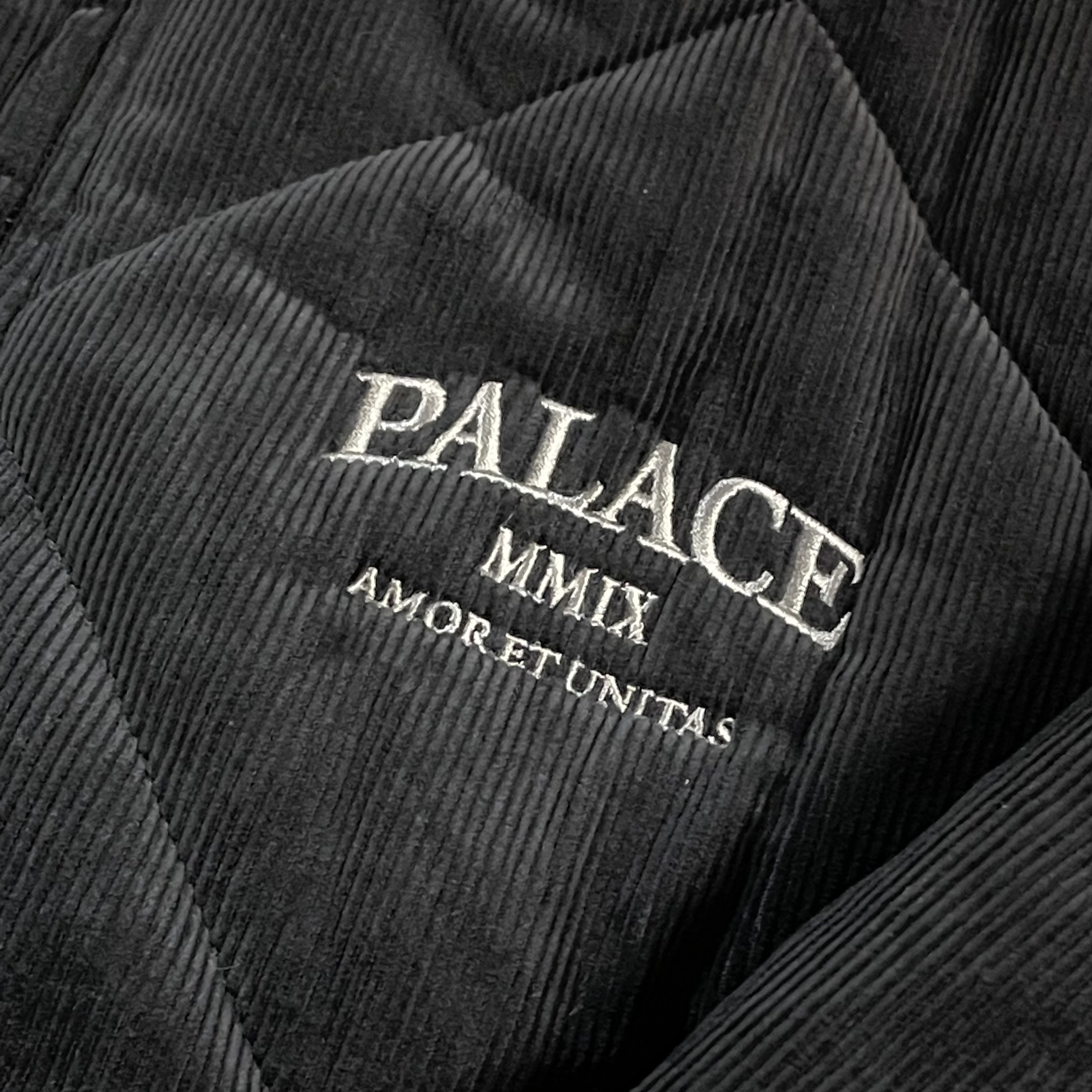 Palace Quilted Jacket Black - 23FW 착용 스타일 - 2