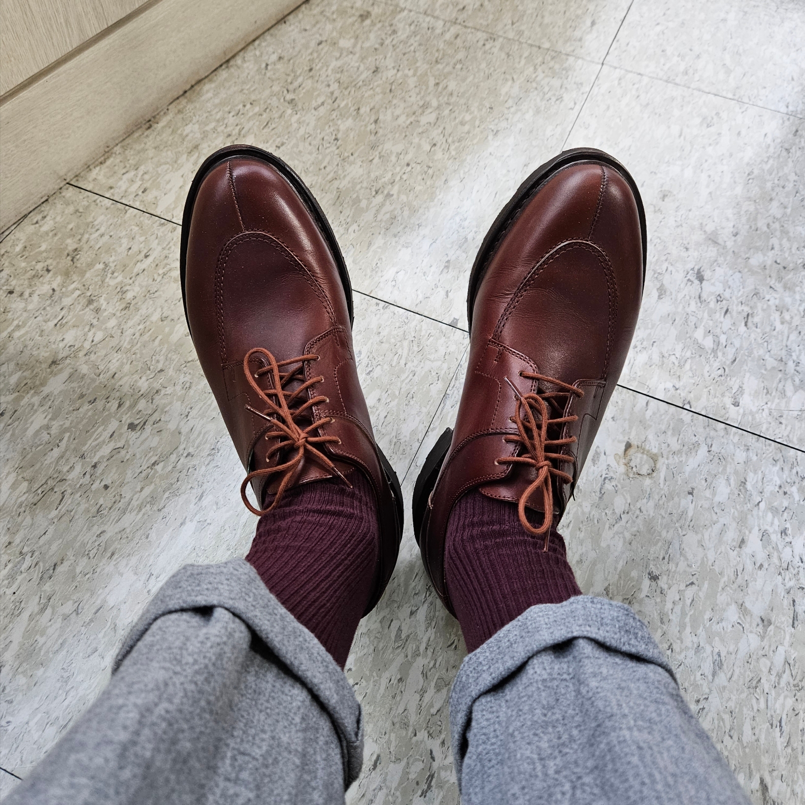 Paraboot Avignon Griff Lisse Marron, Burberry Mini Classic Vintage Check Cashmere Muffler Archive Beige 착용 스타일 - 5