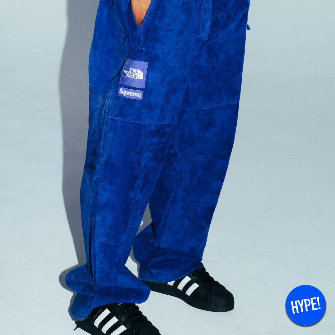 Supreme x The North Face Faux Fur Nuptse Jacket Black - 20FW, Supreme x The North Face Studded Nuptse Vest Royal - 21SS 착용 스타일 - 7