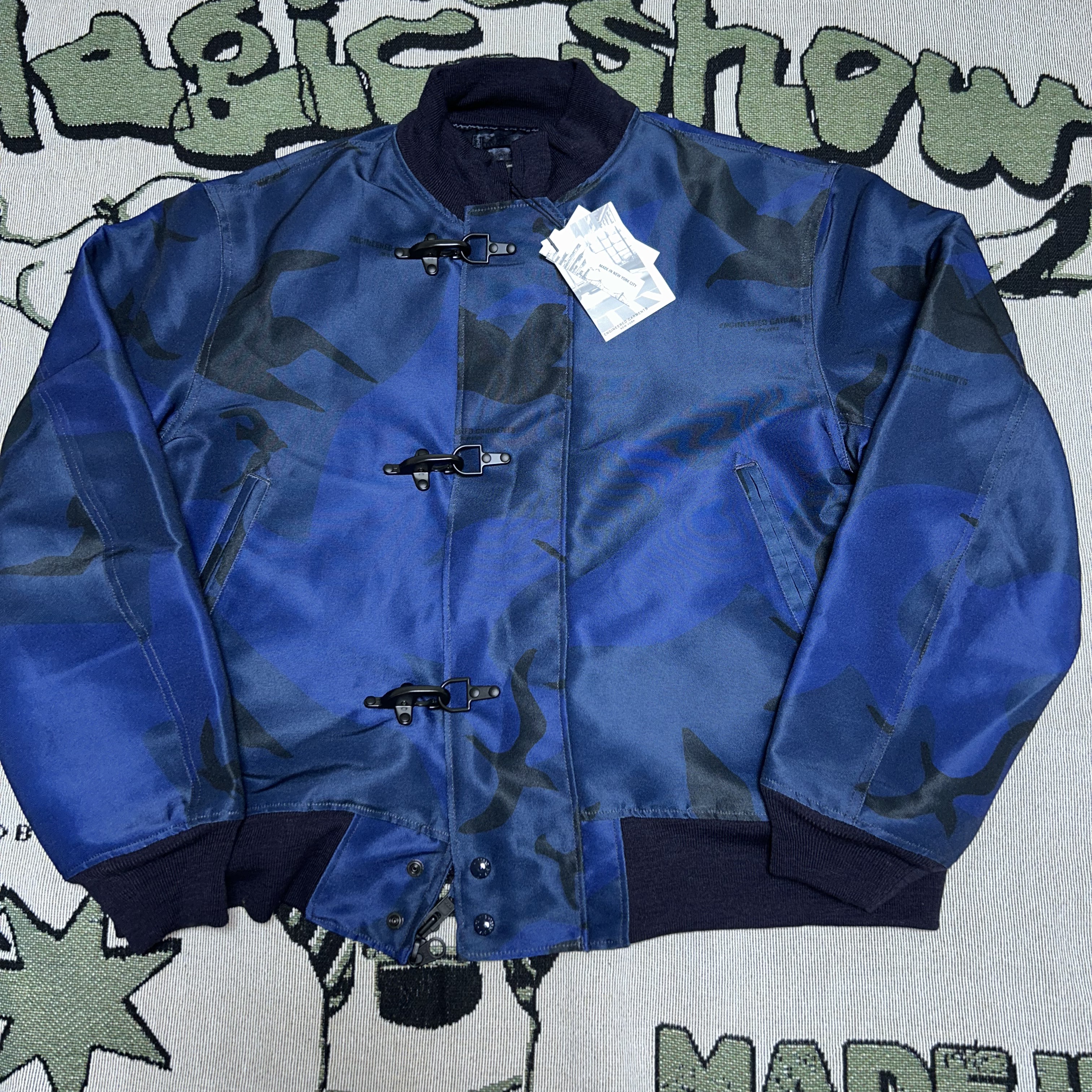 Engineered Garments Poly Seagull Print Oxford Deck Jacket Navy 착용 스타일 - 4