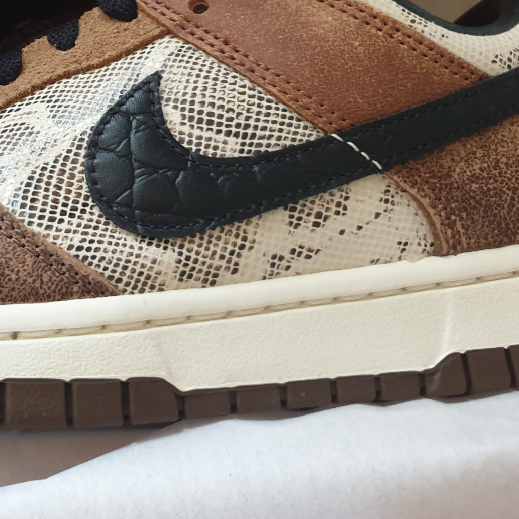 Nike Dunk Low PRM Head to Head 착용 스타일