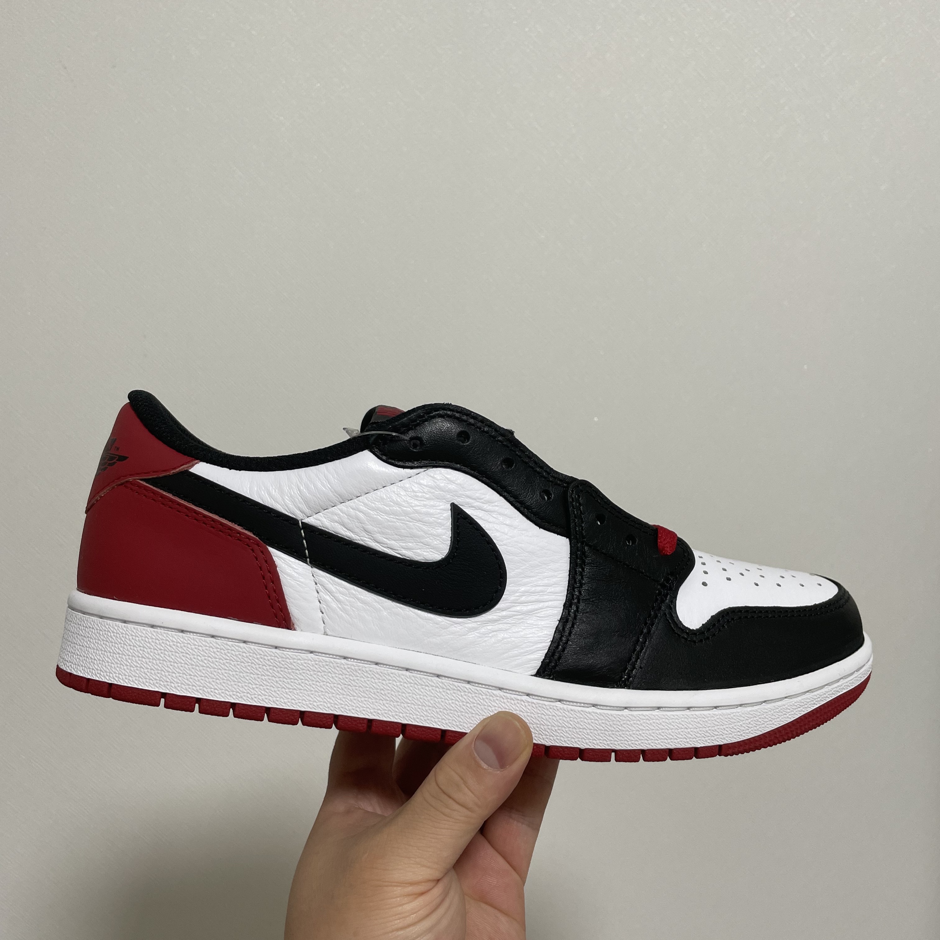 Jordan 1 Retro Low OG Black Toe 착용 스타일