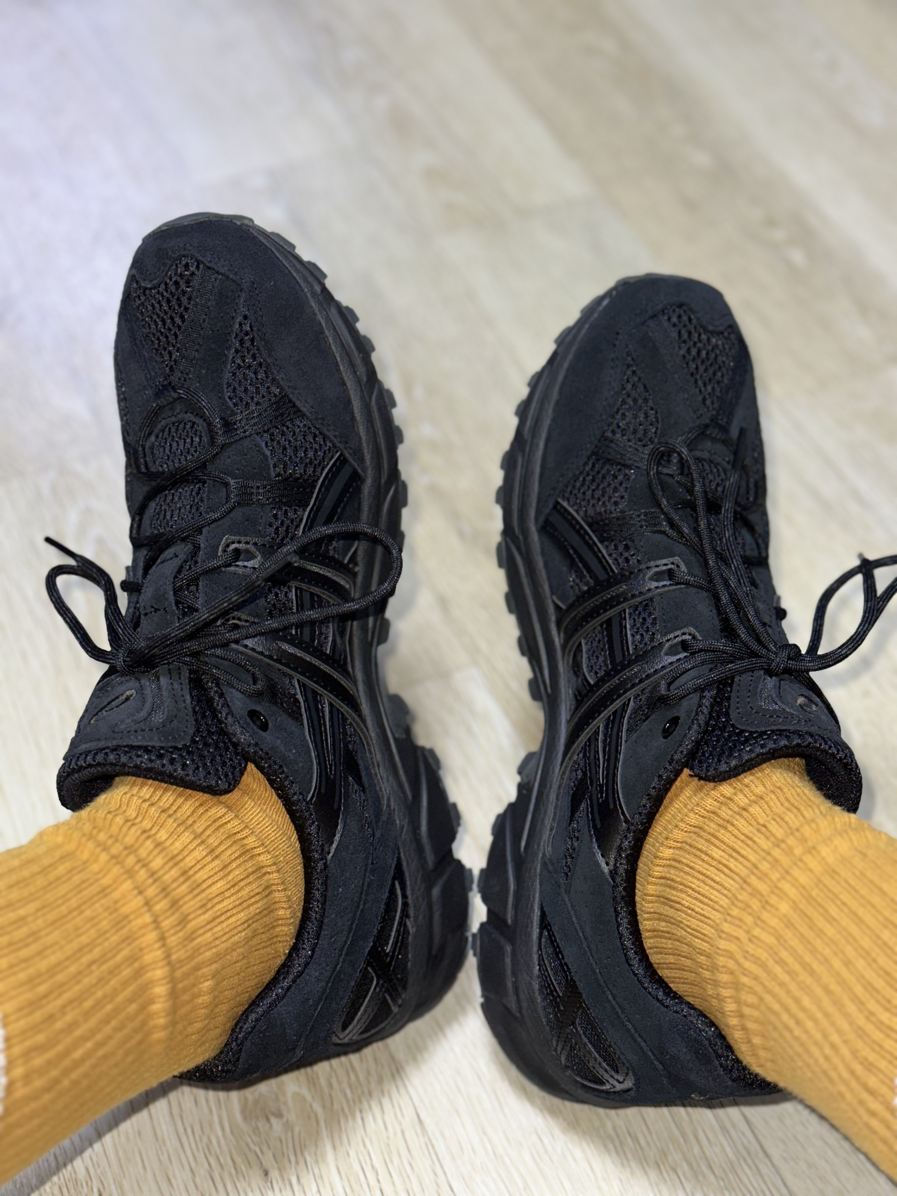 Asics Gel-Sonoma 15-50 Black 착용 스타일