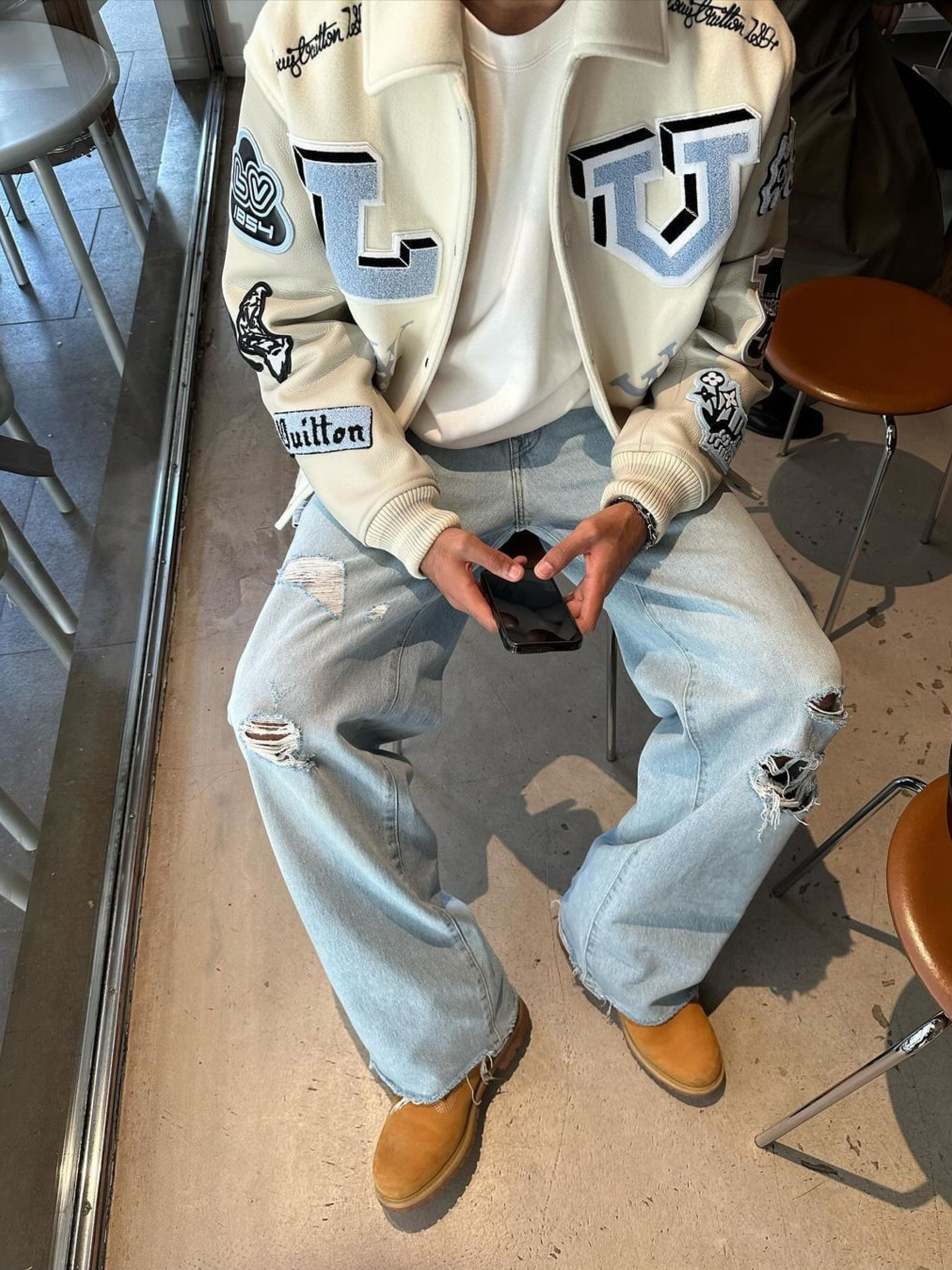 Louis Vuitton Multi Patch Mixed Leather Varsity Blouson Milky White 착용 스타일 - 2