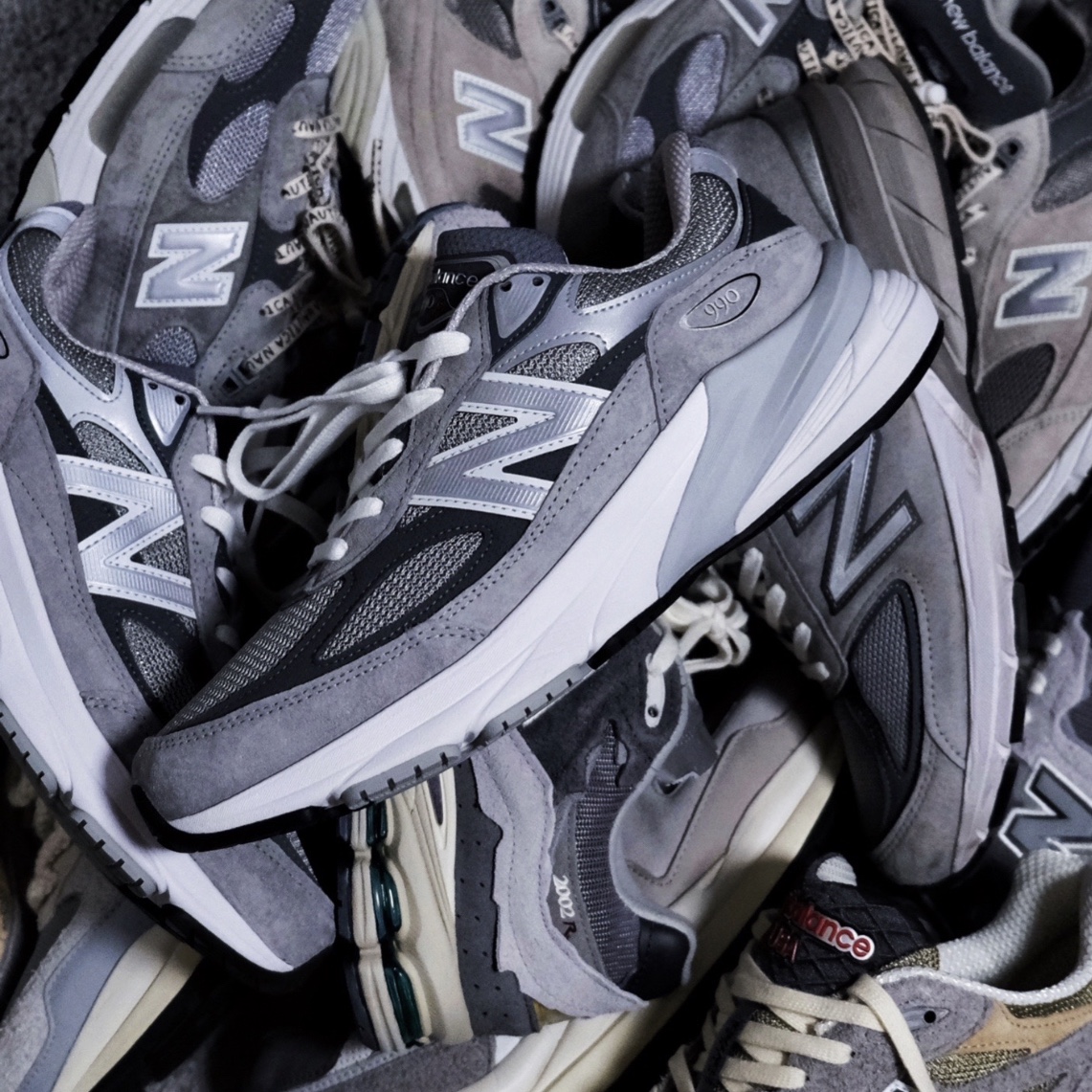 (GS) New Balance 990v6 Gray - M Medium 착용 스타일