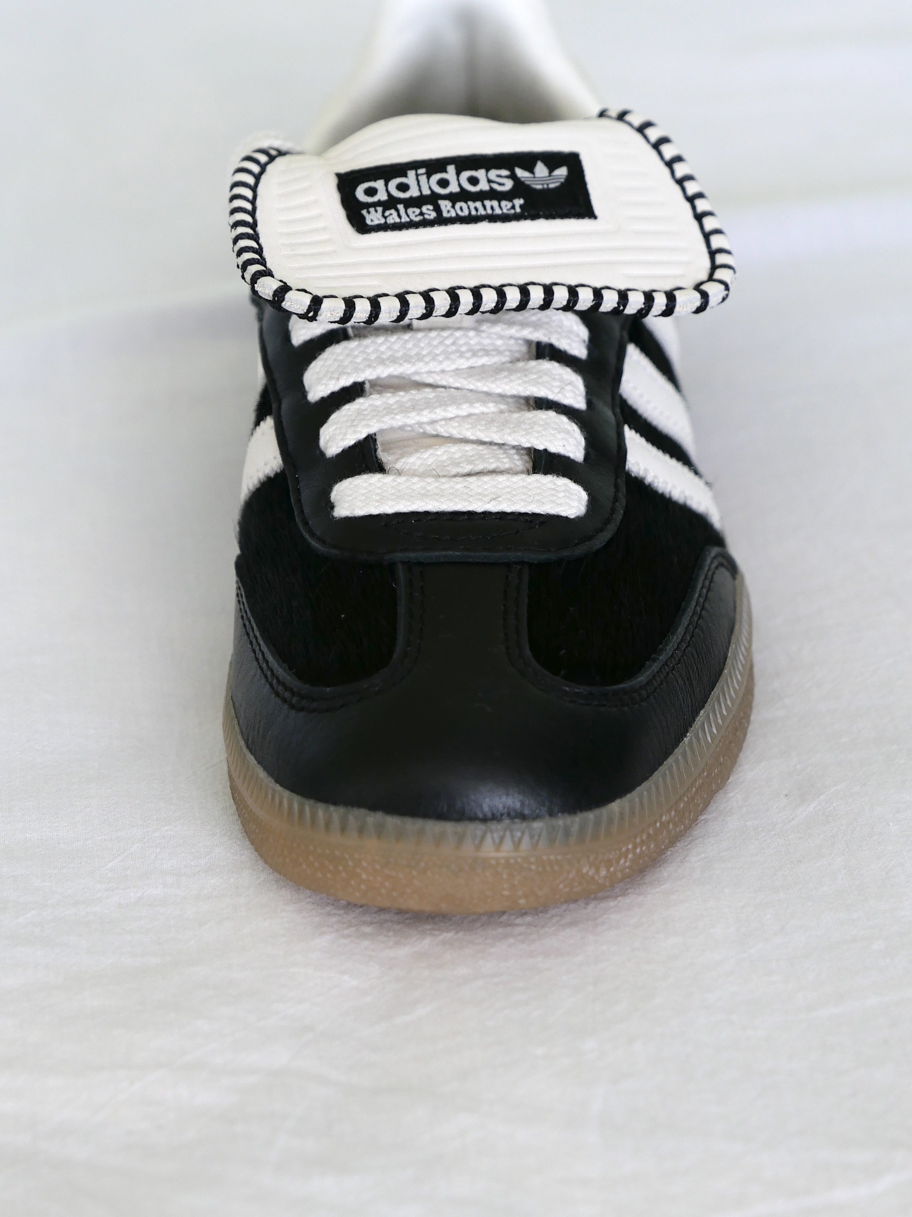 Adidas x Wales Bonner Pony Tonal Samba Core Black Cream White, Adidas x Wales Bonner Samba Brown Ecru Tint 착용 스타일 - 2