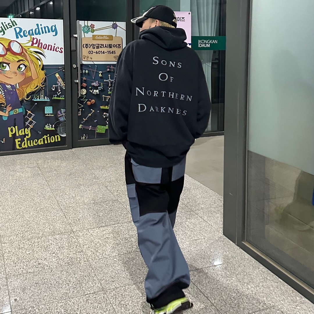 Balenciaga 3XL Sneakers Fluo Yellow, Yeezy Gap Engineered By Balenciaga Flame Cap Black 착용 스타일 - 3