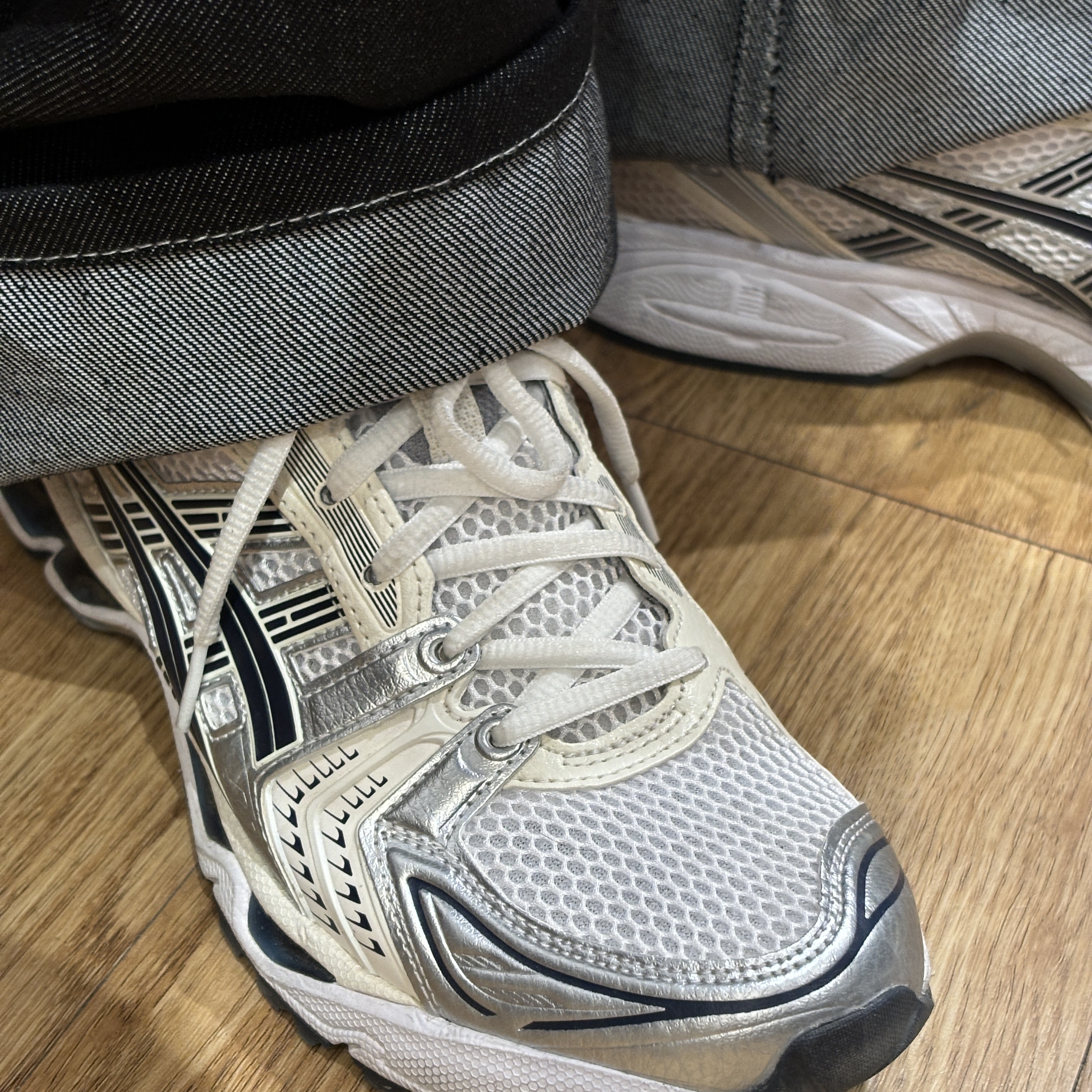 (W) Asics Gel-Kayano 14 White Midnight 착용 스타일 - 3