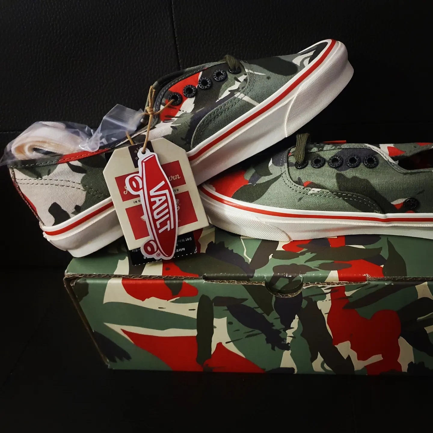 Vans Vault x Nigel Cabourn OG Authentic LX Army Green Camo 착용 스타일 - 1
