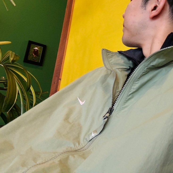 Nike NRG Solo Swoosh Woven Track Jacket Oil Green - Asia 착용 스타일