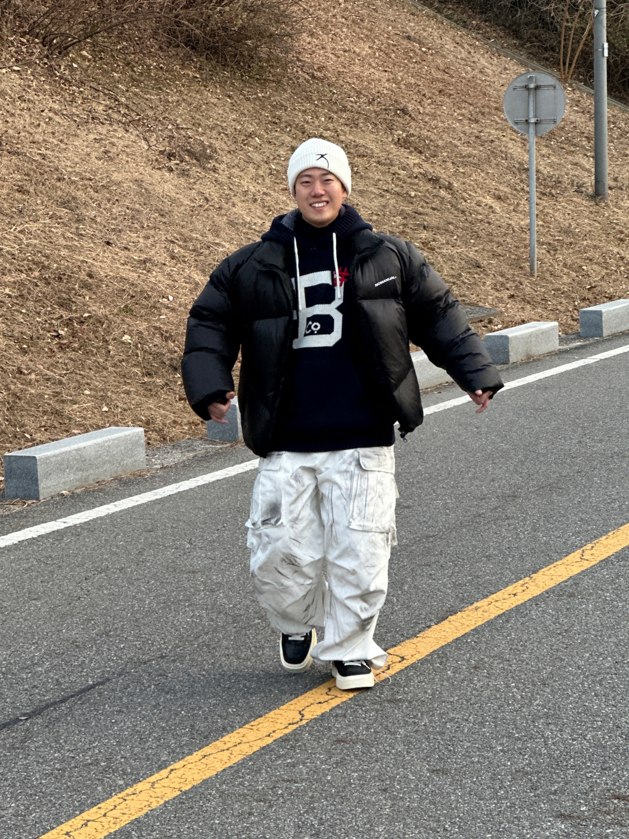 Nos Couleurs 01 Cargo Pants Dirty Washing 착용 스타일 - 4