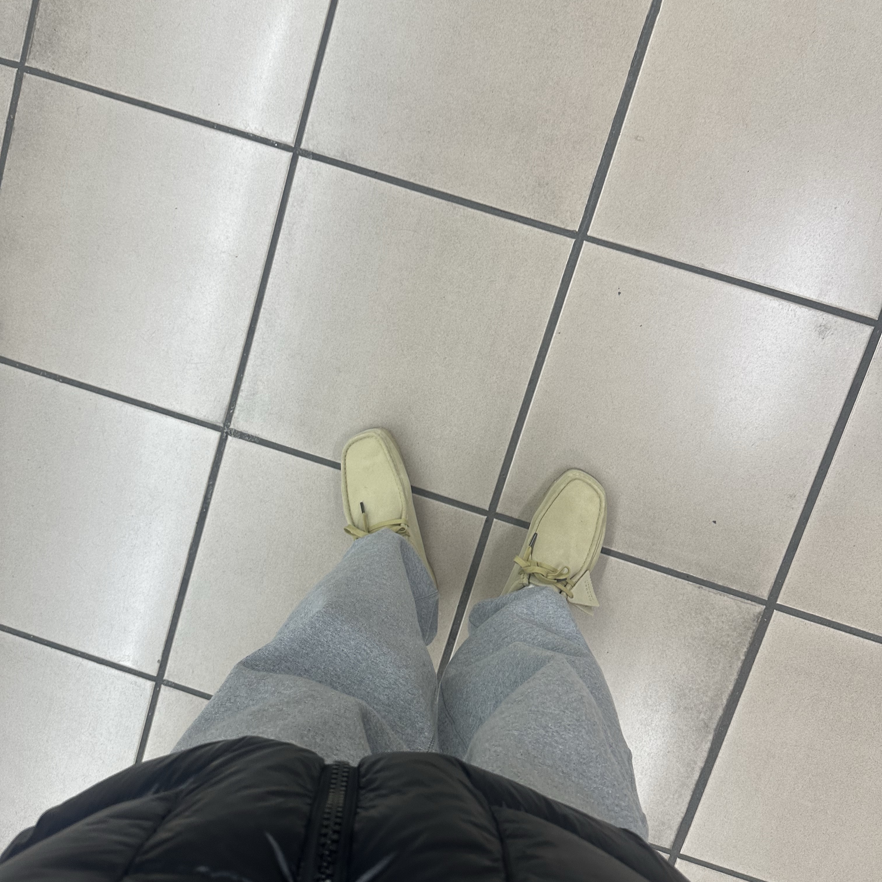 Clarks Wallabee Maple Suede 착용 스타일
