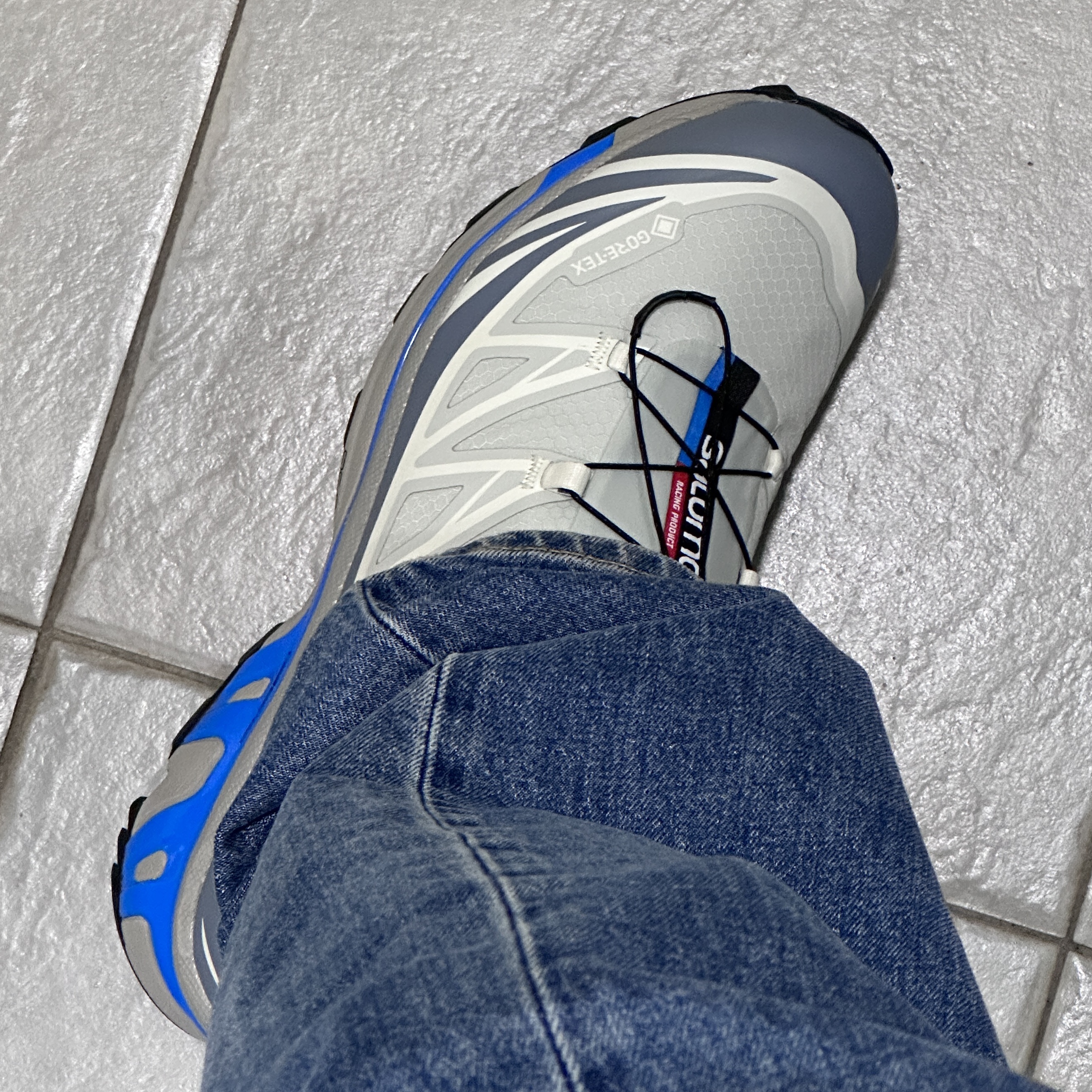 Salomon XT-6 GTX Metal Flint Stone 착용 스타일