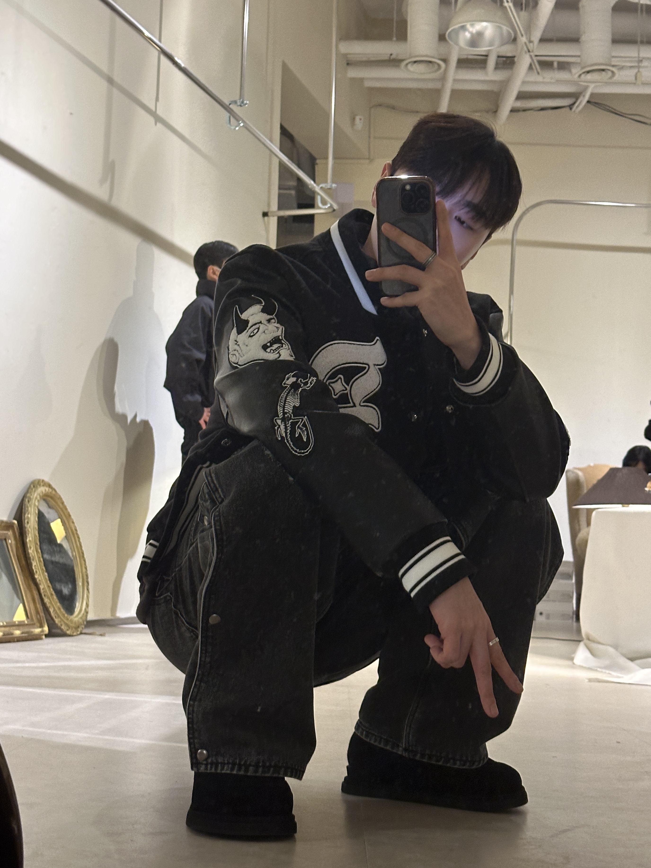 UGG Tasman Black 착용 스타일 - 2