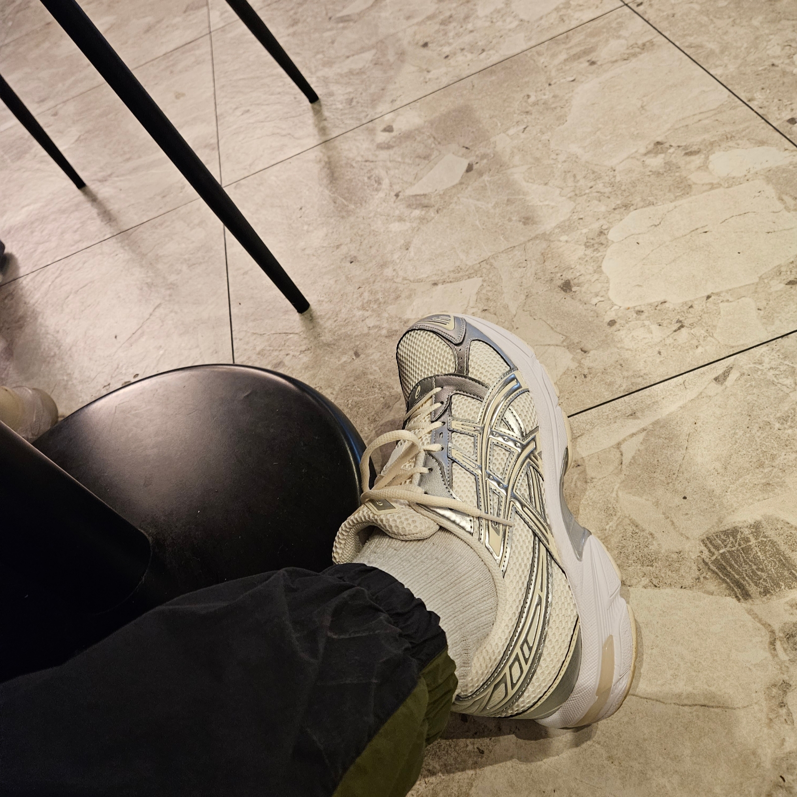 (W) Asics Gel-1130 Cream Pure Silver 착용 스타일