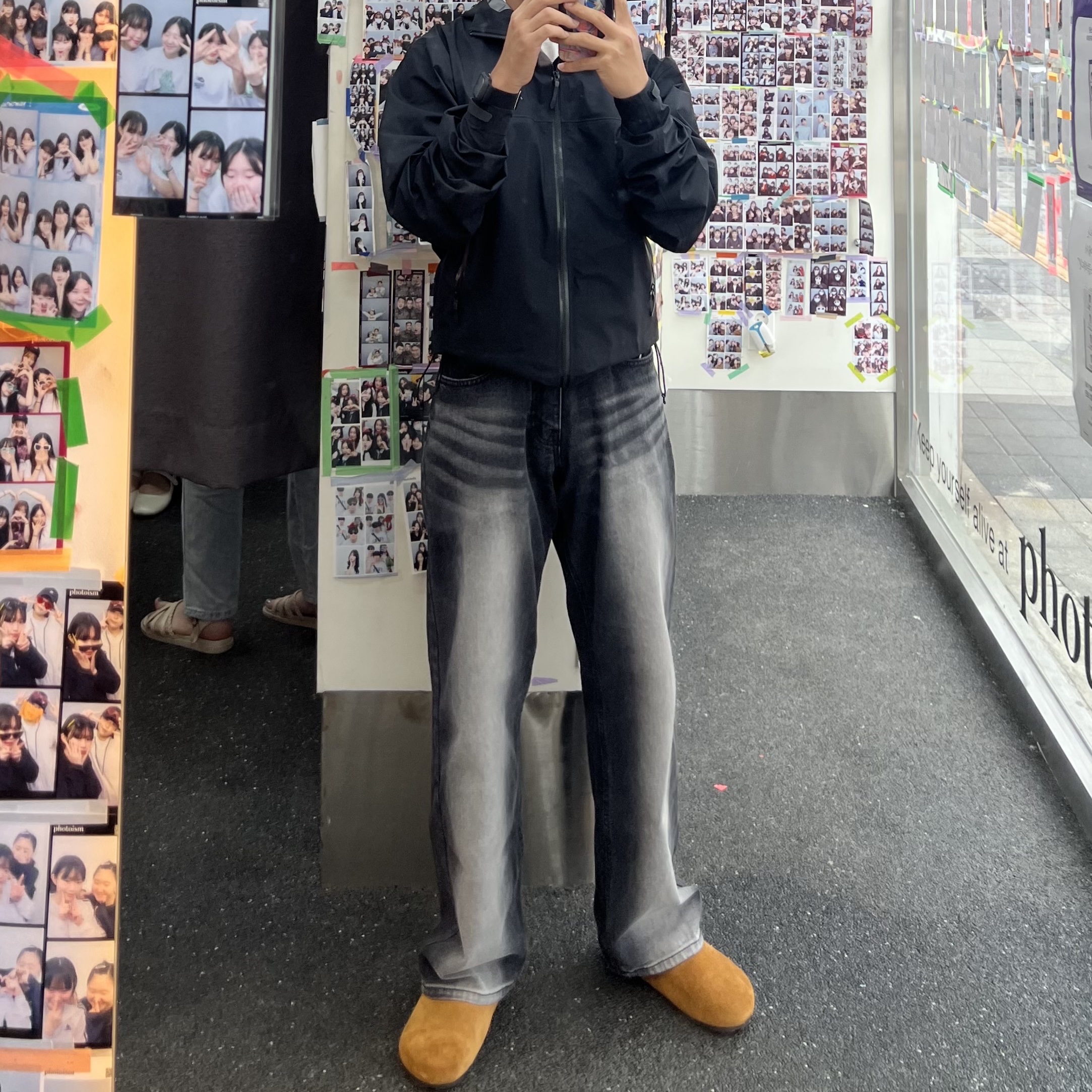 Arc'teryx Beta Jacket Black 착용 스타일 - 2