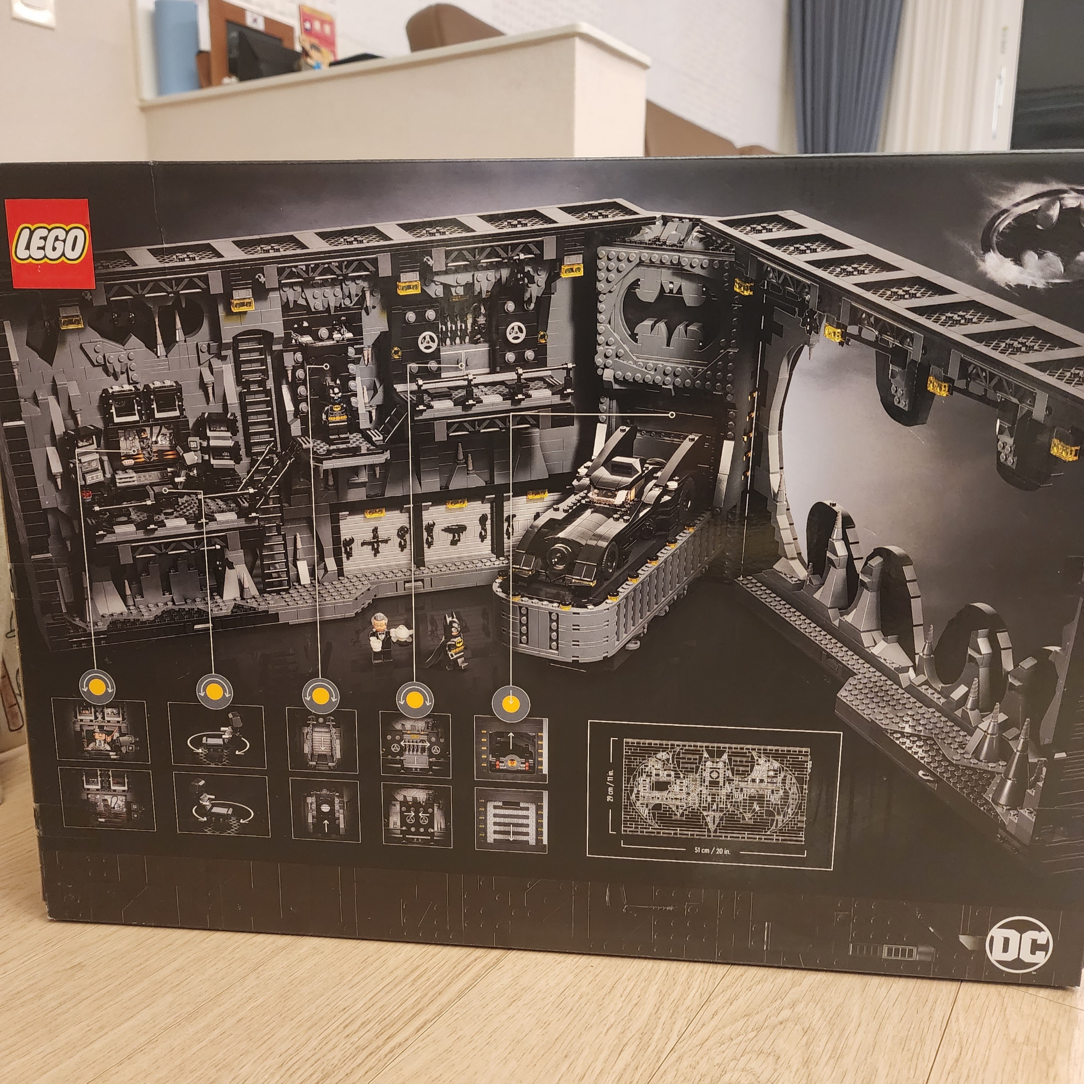 Lego DC Comics Batcave Shadow Box 착용 스타일 - 2