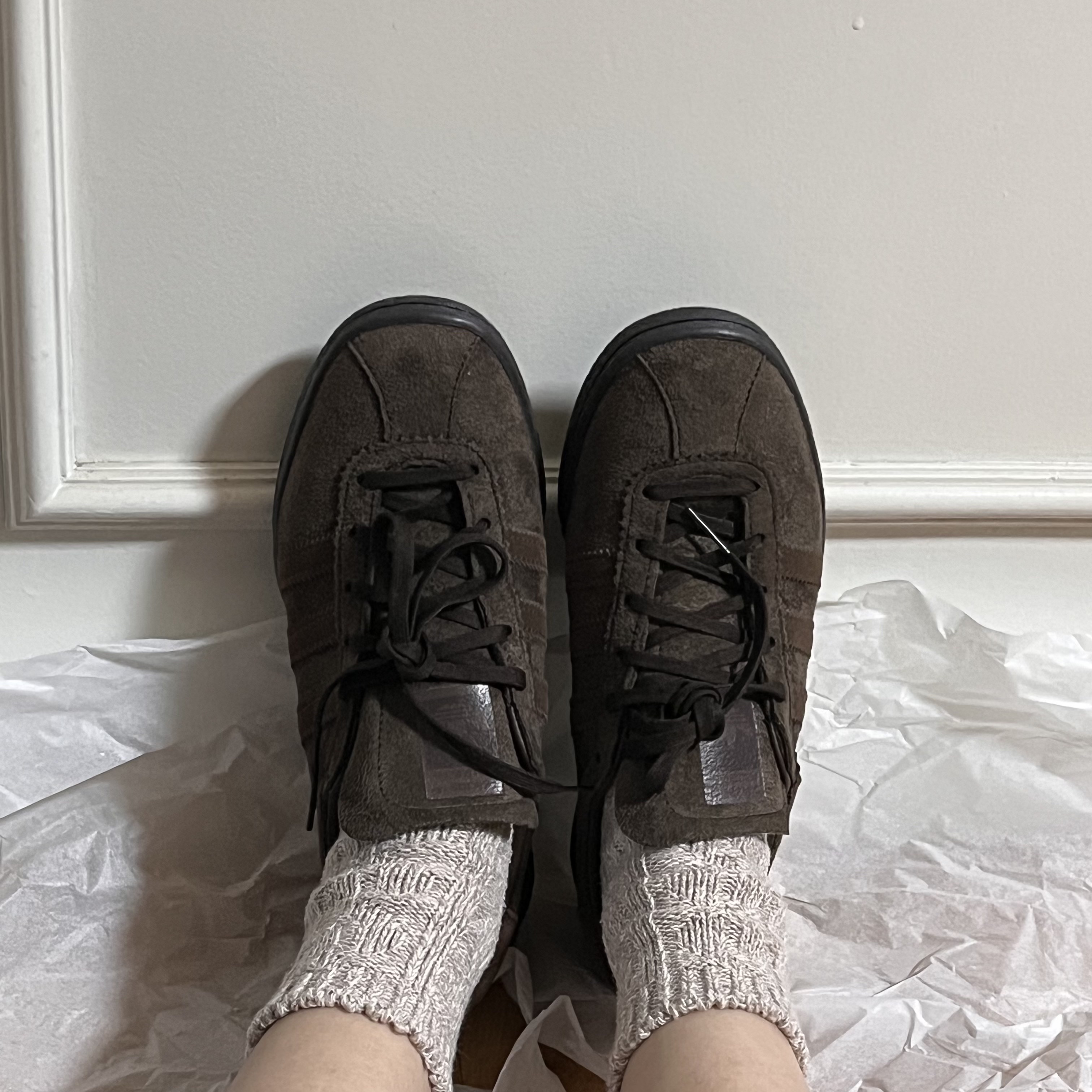 Adidas Tobacco Gruen Dark Brown 착용 스타일 - 3