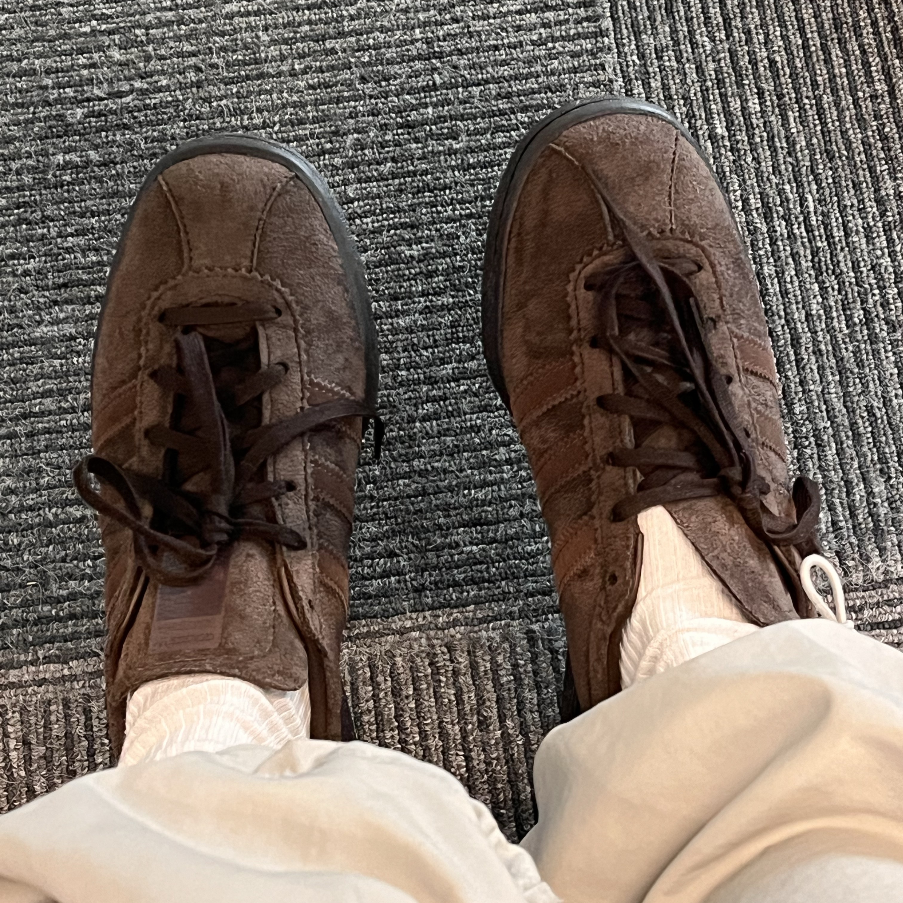 Adidas Tobacco Gruen Dark Brown 착용 스타일 - 2