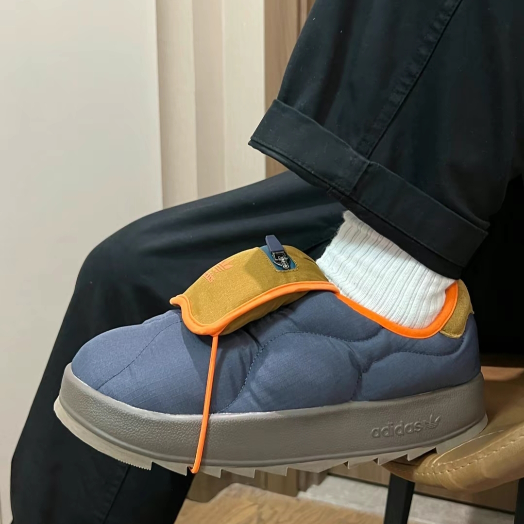 Adidas Puffylette Navy Bronze Orange 착용 스타일 - 6