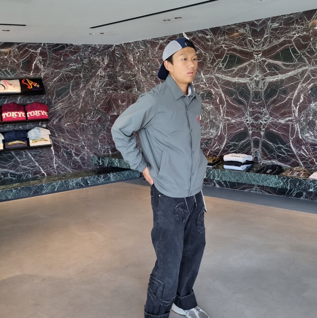 Palace Scratchy Coach Jacket Black - 23FW 착용 스타일 - 4