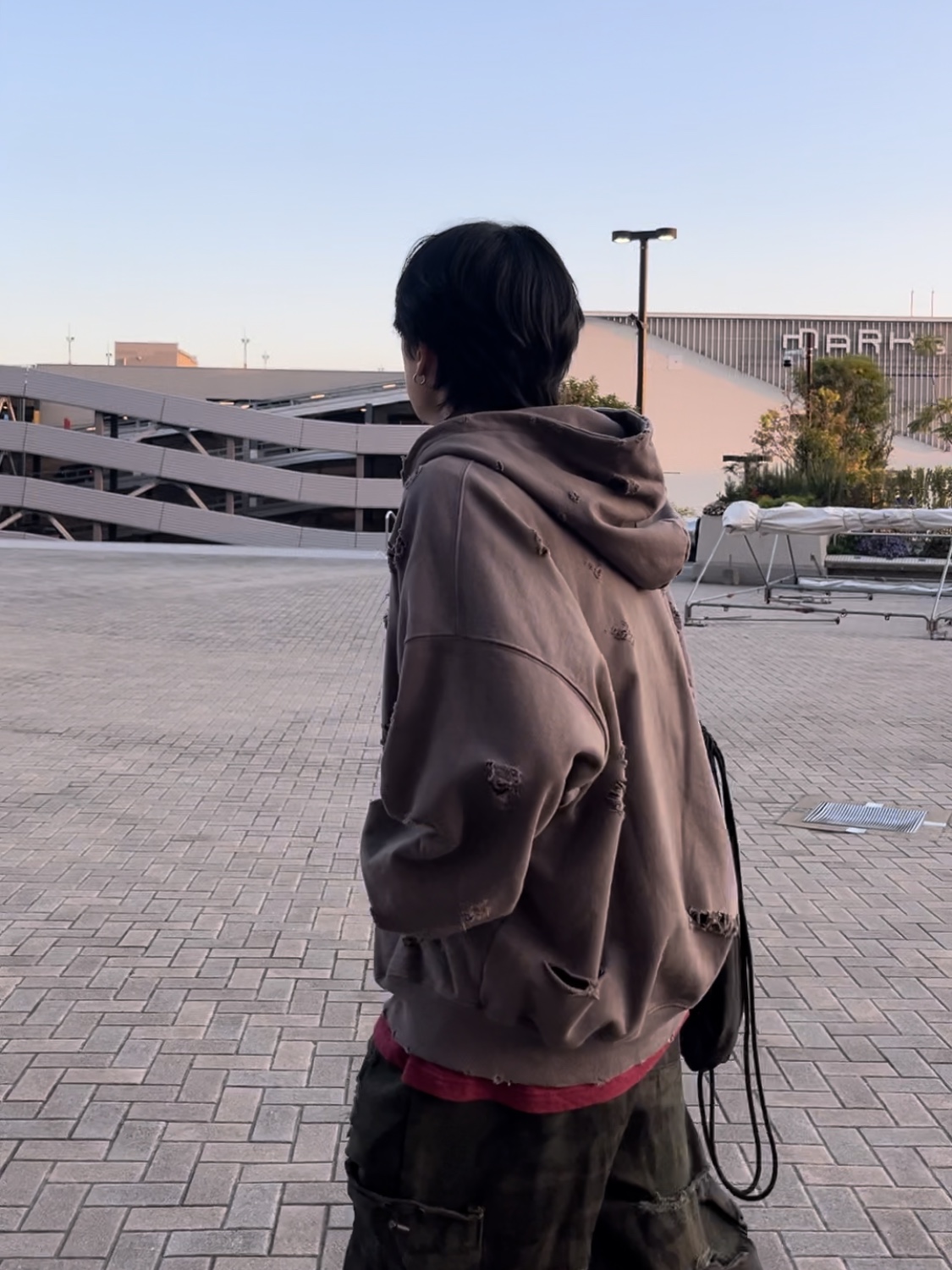 Undermycar Otter Oversized Damage-Washed Hood Zip-Up Dust - 23SS 착용 스타일