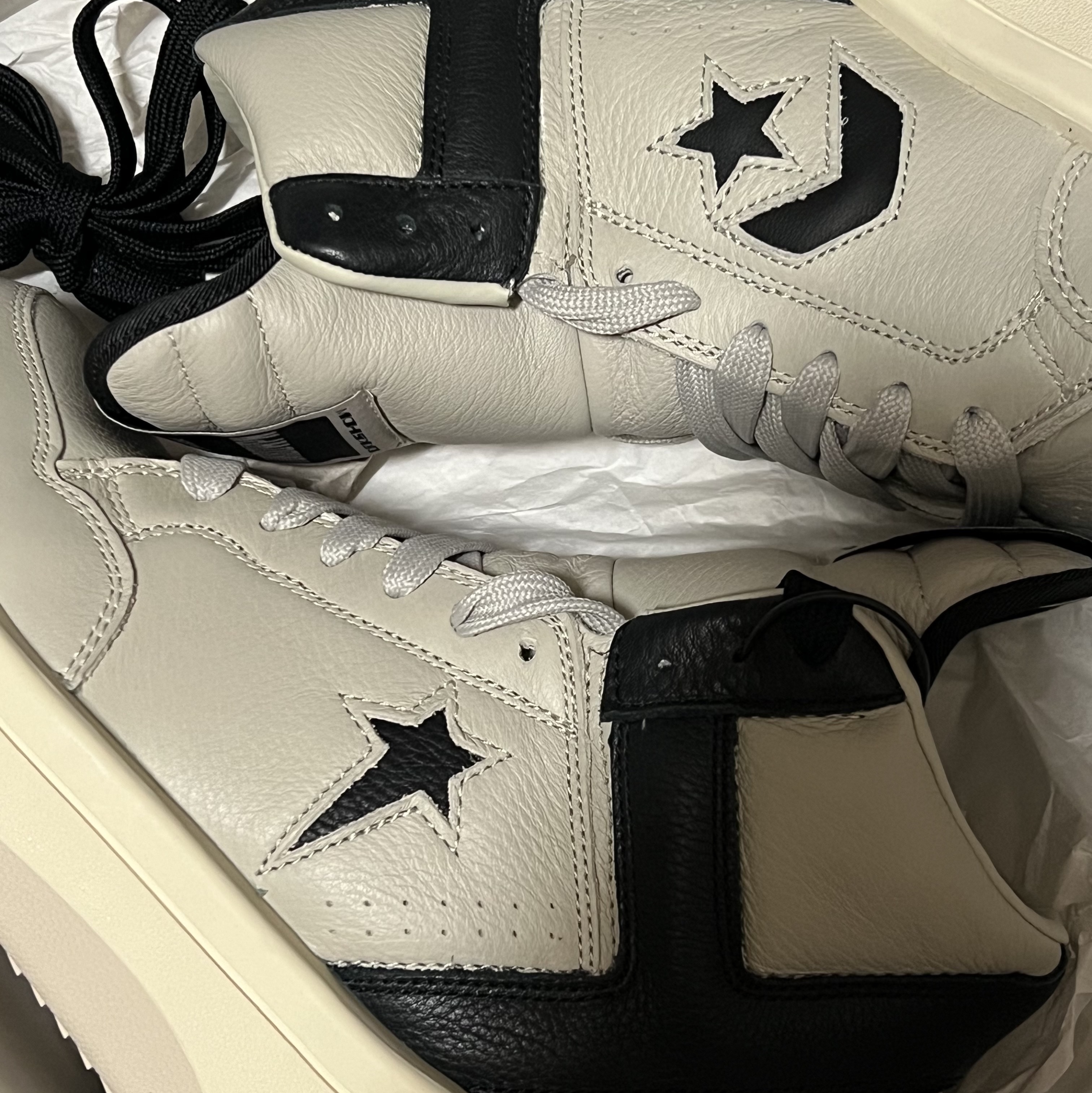 Converse x Drkshdw Turbowpn Pelican 착용 스타일