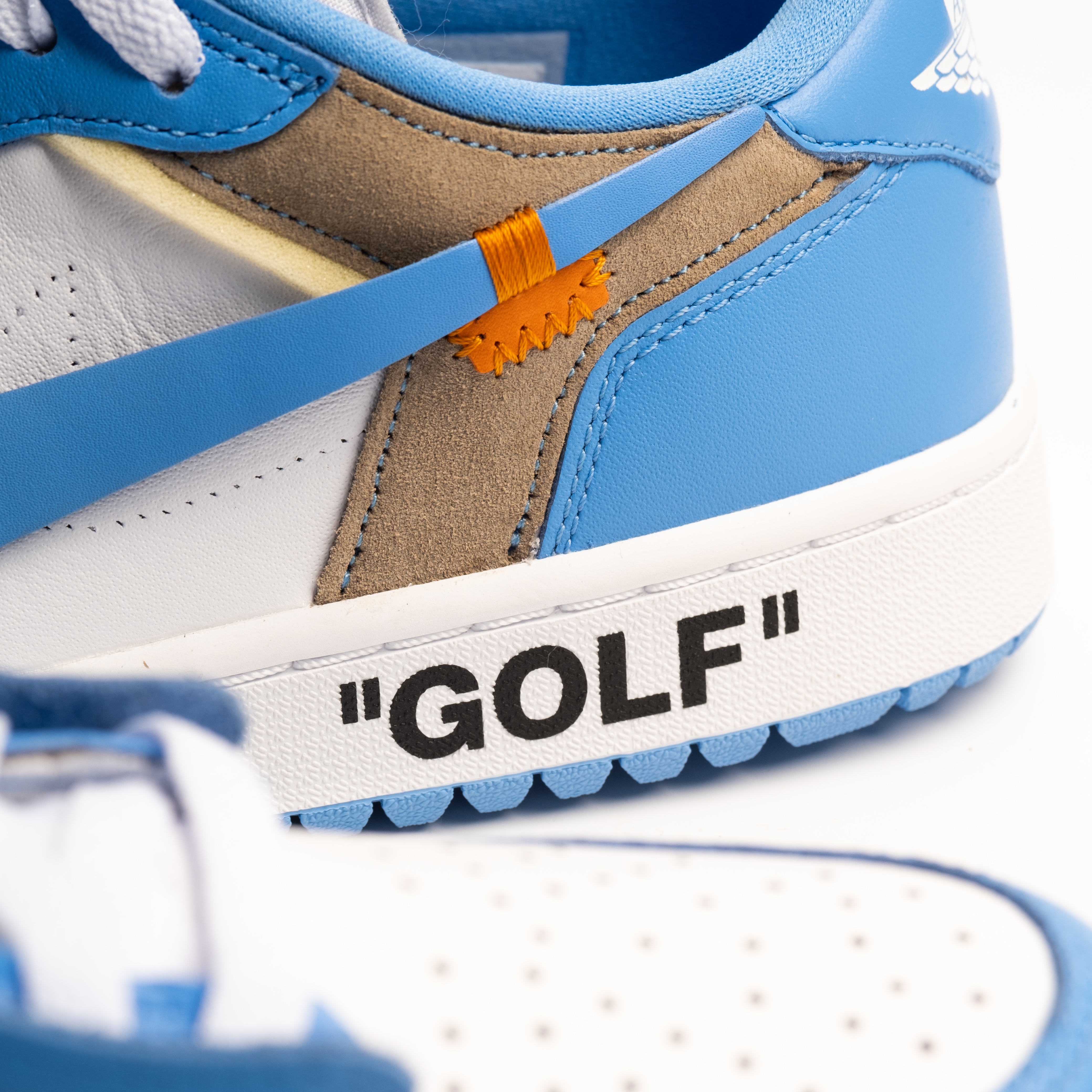 Jordan 1 Low Golf White and University Blue 착용 스타일 - 9