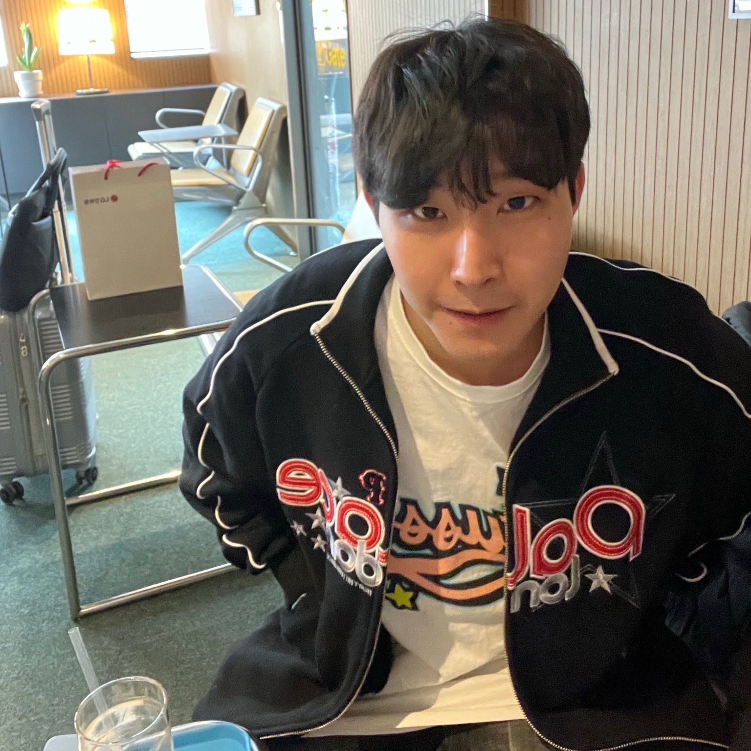Palace Grimey Zip Funnel Black - 23FW 착용 스타일 - 1