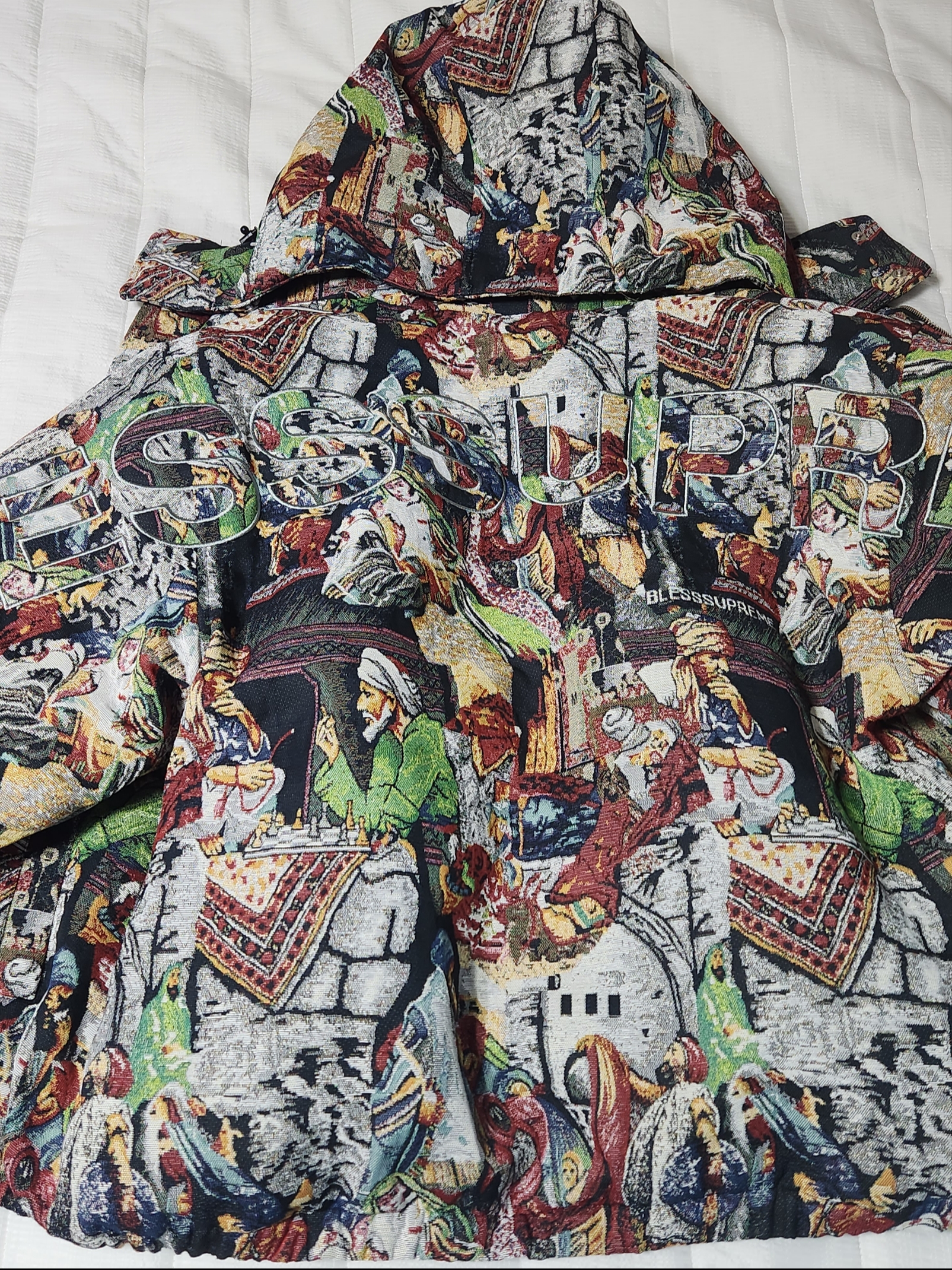 Supreme x Bless Tapestry Down Puffer Jacket Multicolor - 23FW 착용 스타일 - 1