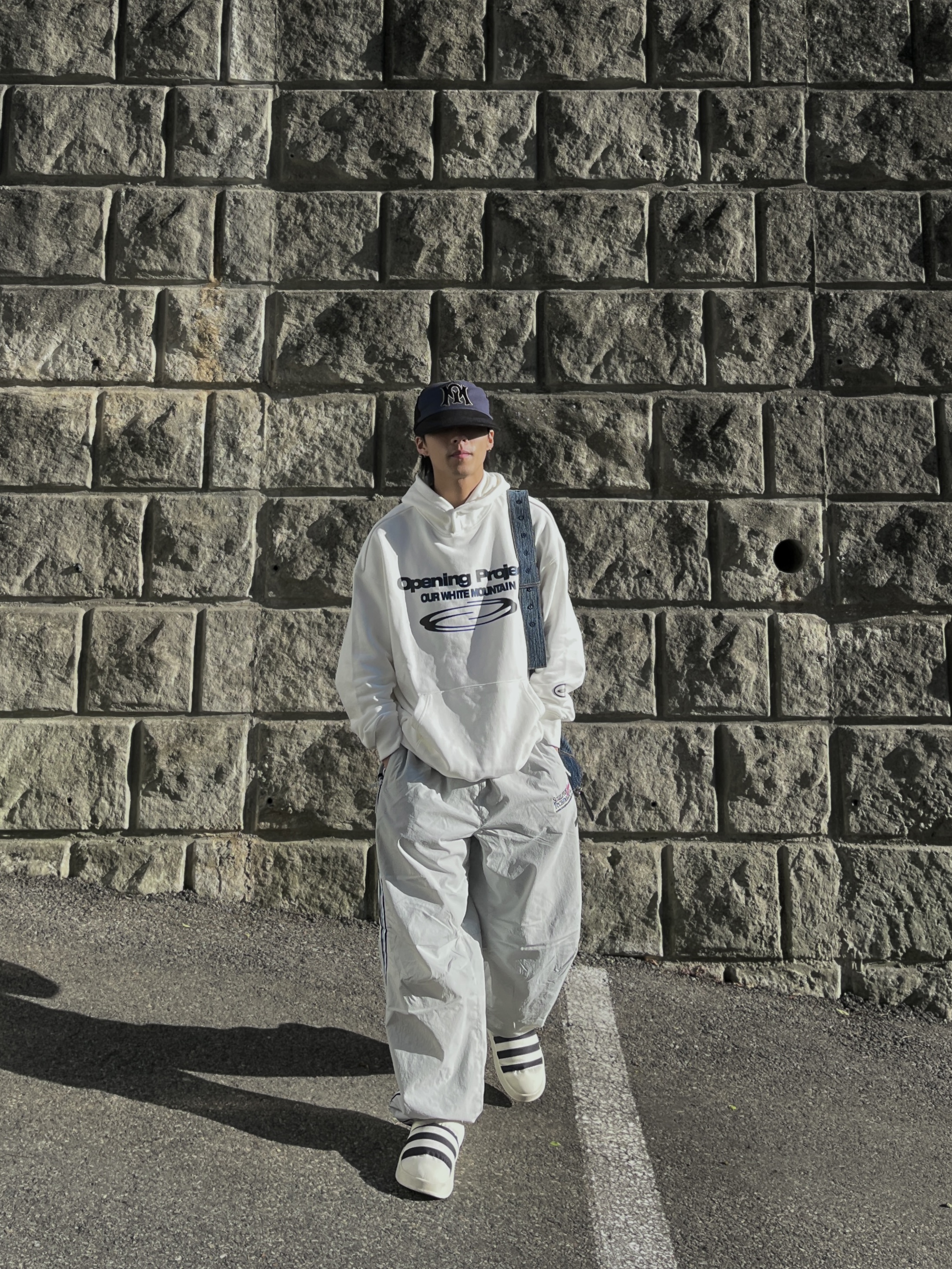 Adidas Puffylette Off White 착용 스타일 - 1