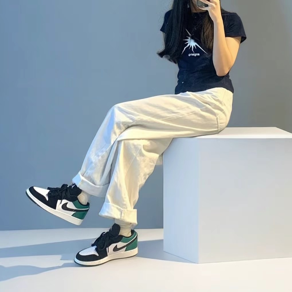 (GS) Jordan 1 Low Black Mystic Green 착용 스타일 - 2