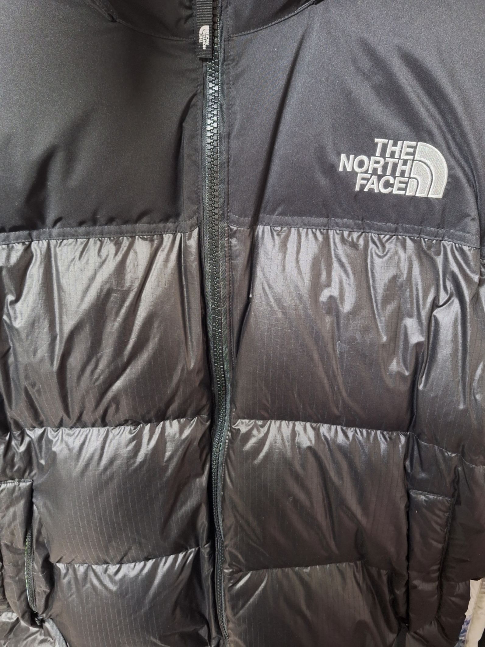 The North Face 1996 Eco Nuptse Jacket Real Black 착용 스타일