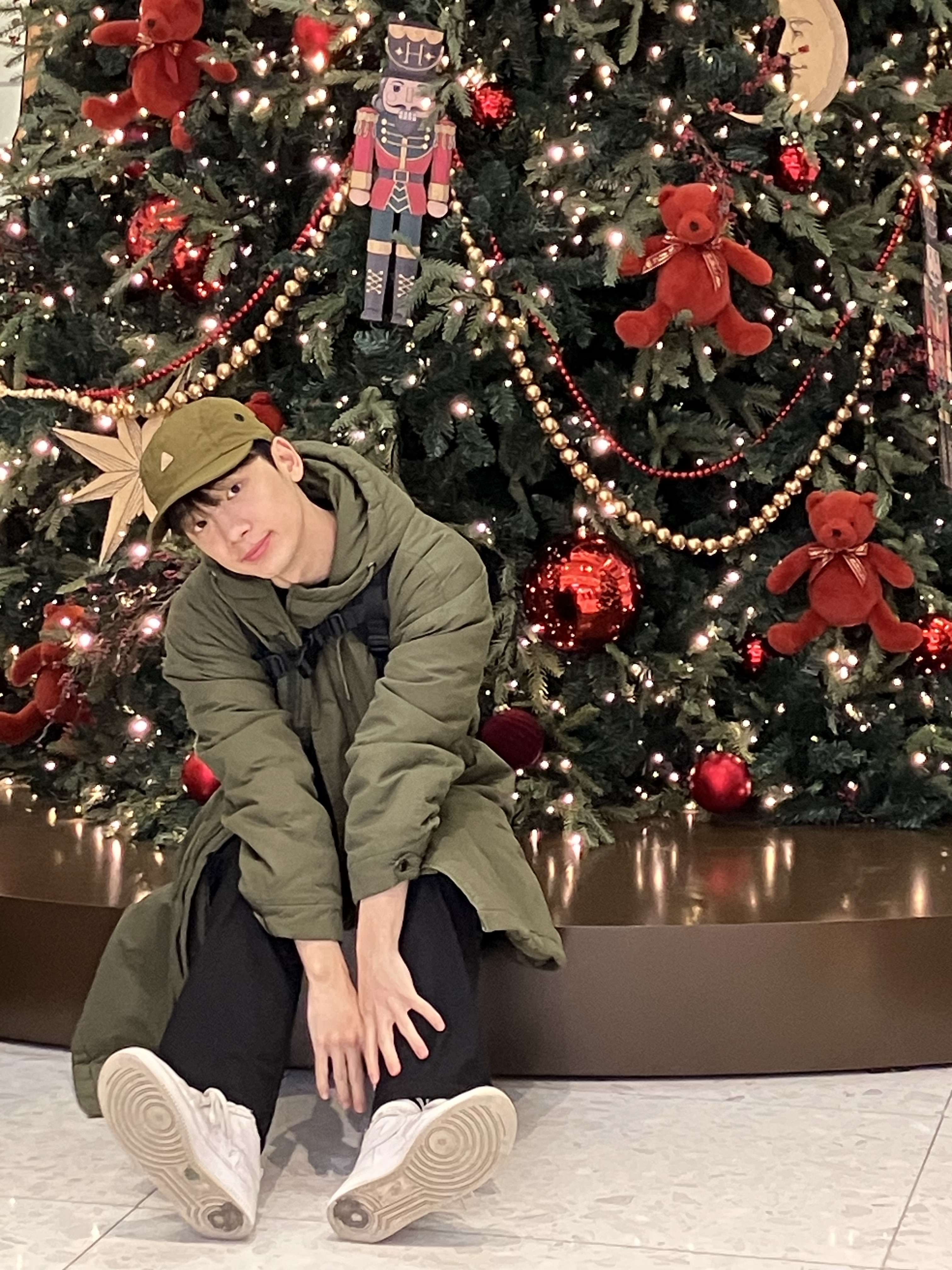 (W) Nike Air Force 1 '07 LX White and Safety Orange 착용 스타일