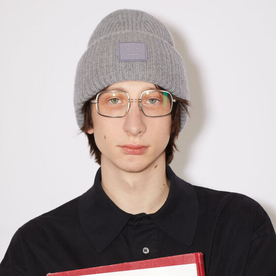 Acne Studios Mohair Check Muffler Taupe Green Black, Acne Studios Narrow Wool Fringe Muffler Grey Melange 착용 스타일 - 5