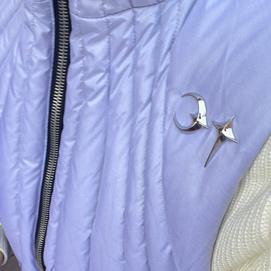 Thug Club Cave Down Vest Silver 착용 스타일 - 3