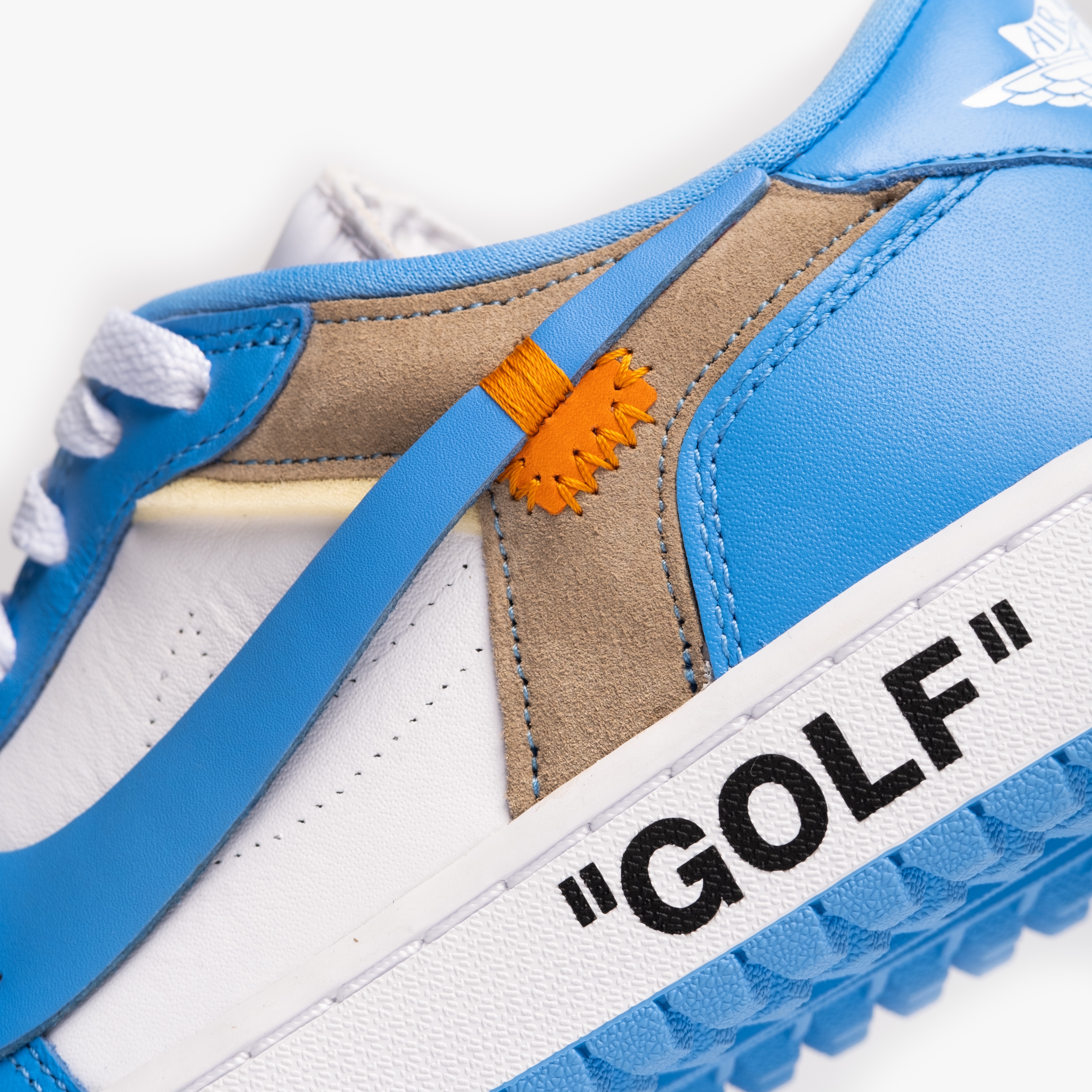 Jordan 1 Low Golf White and University Blue 착용 스타일 - 8