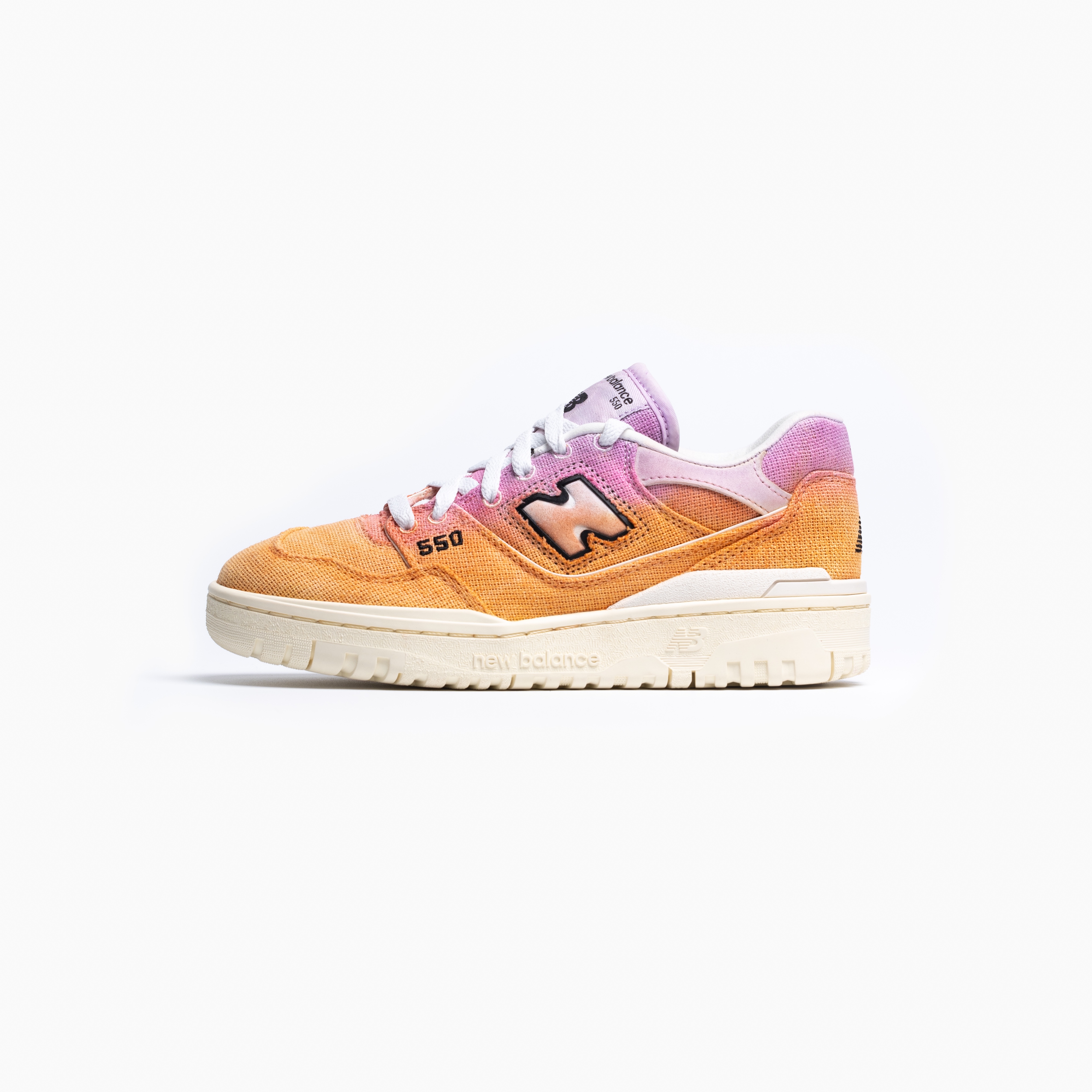 New Balance 550 White Grey - 2E Wide 착용 스타일 - 1