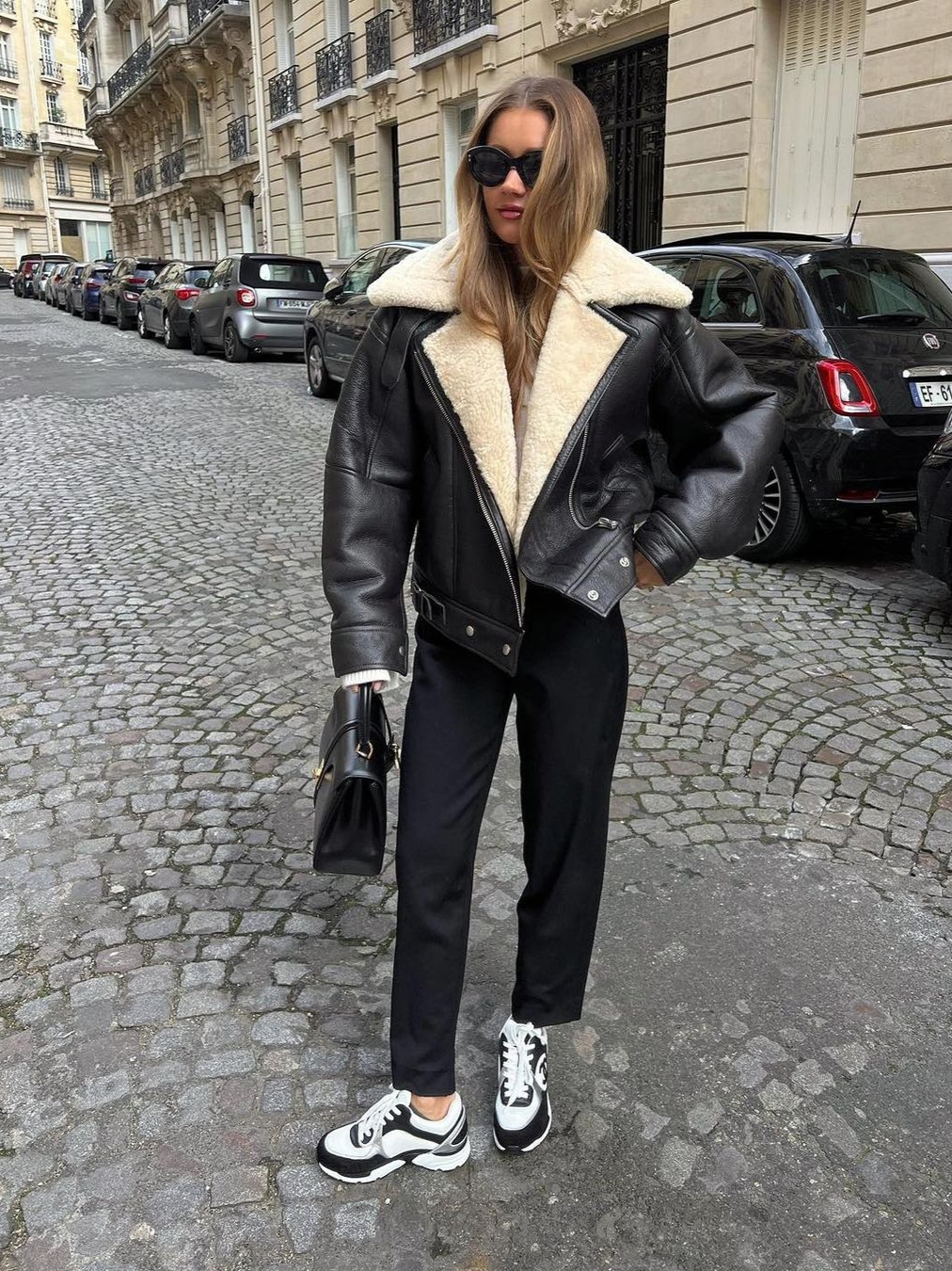 (W) Bohemian Seoul Slim Fit Shearling Jacket Black, Enor Woman Vegan Leather Cutting Mustang Black 착용 스타일 - 6