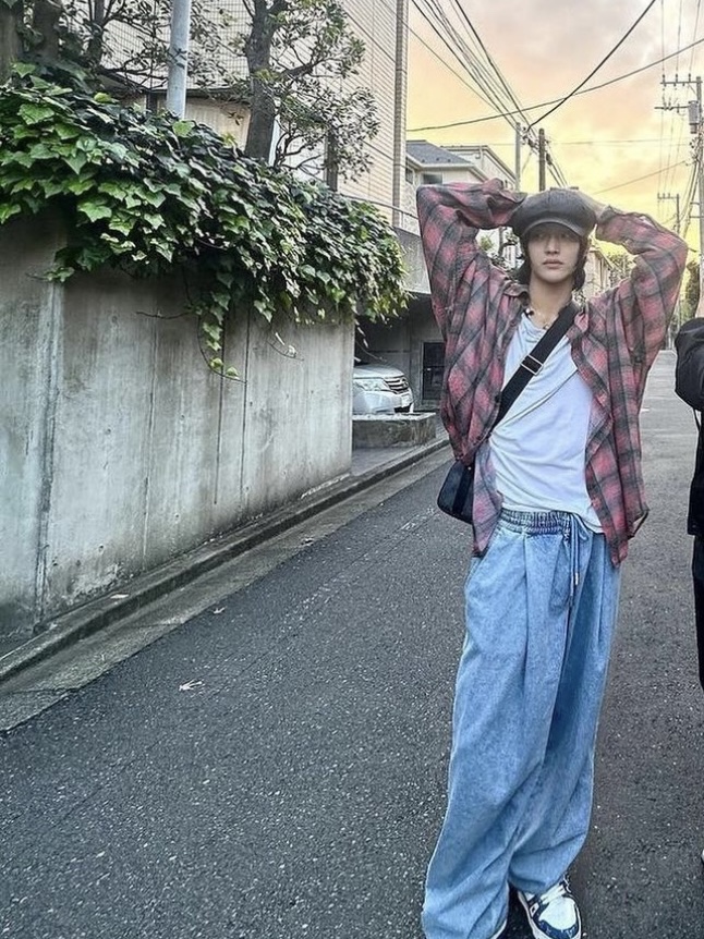 Our Legacy Borrowed Shirt Big Lumbercheck Print 착용 스타일 - 1