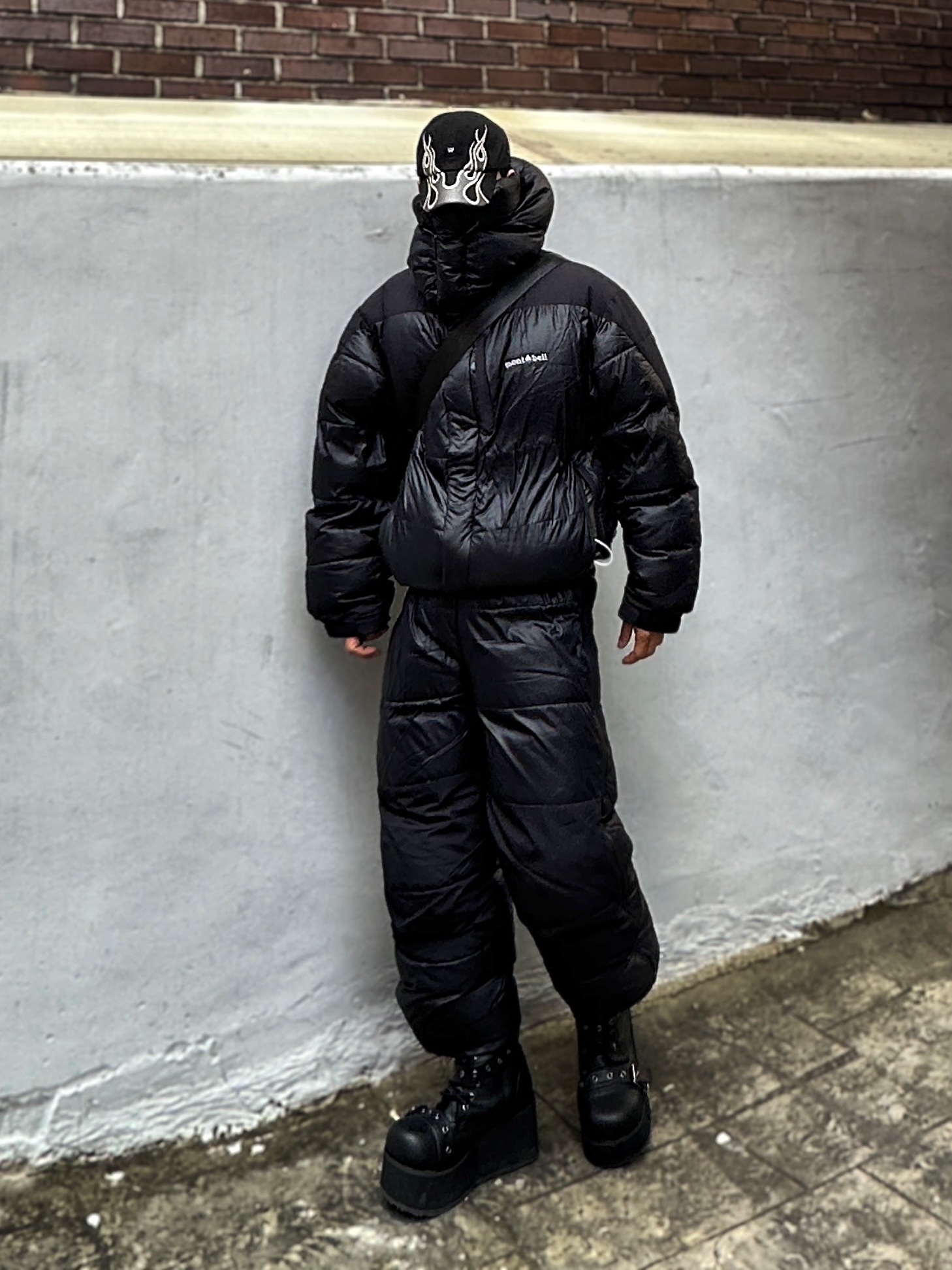 Yeezy Gap Engineered By Balenciaga Flame Cap Black, Montbell Down Hanten Jacket Maroon 착용 스타일 - 9